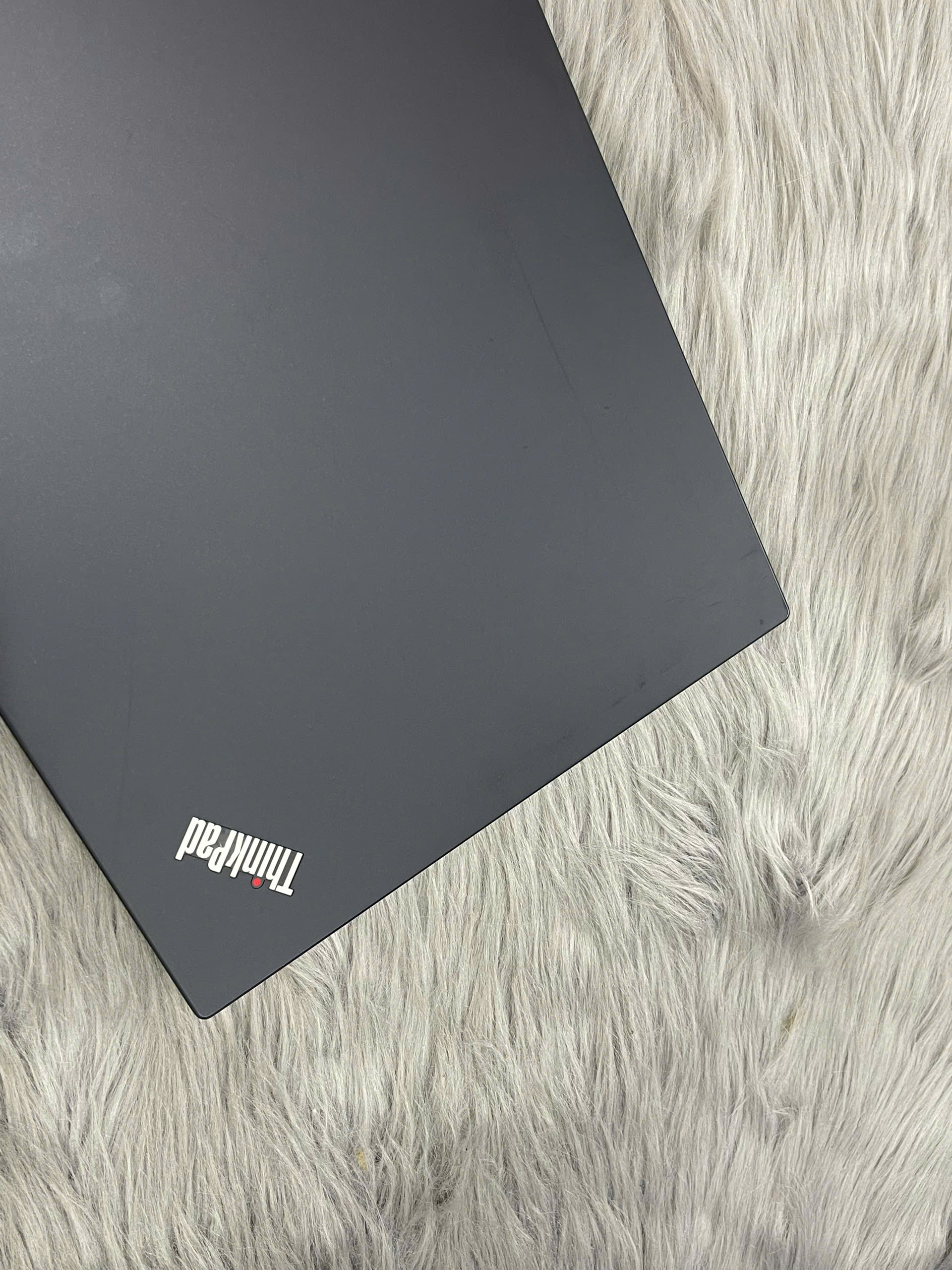 Thinkpad P15v G2 - Ảnh 2