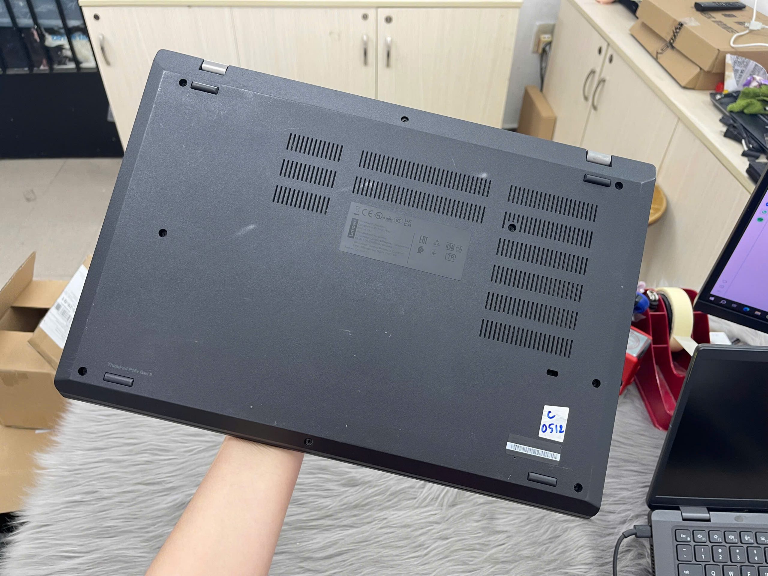Thinkpad P15v G2 - Ảnh 10