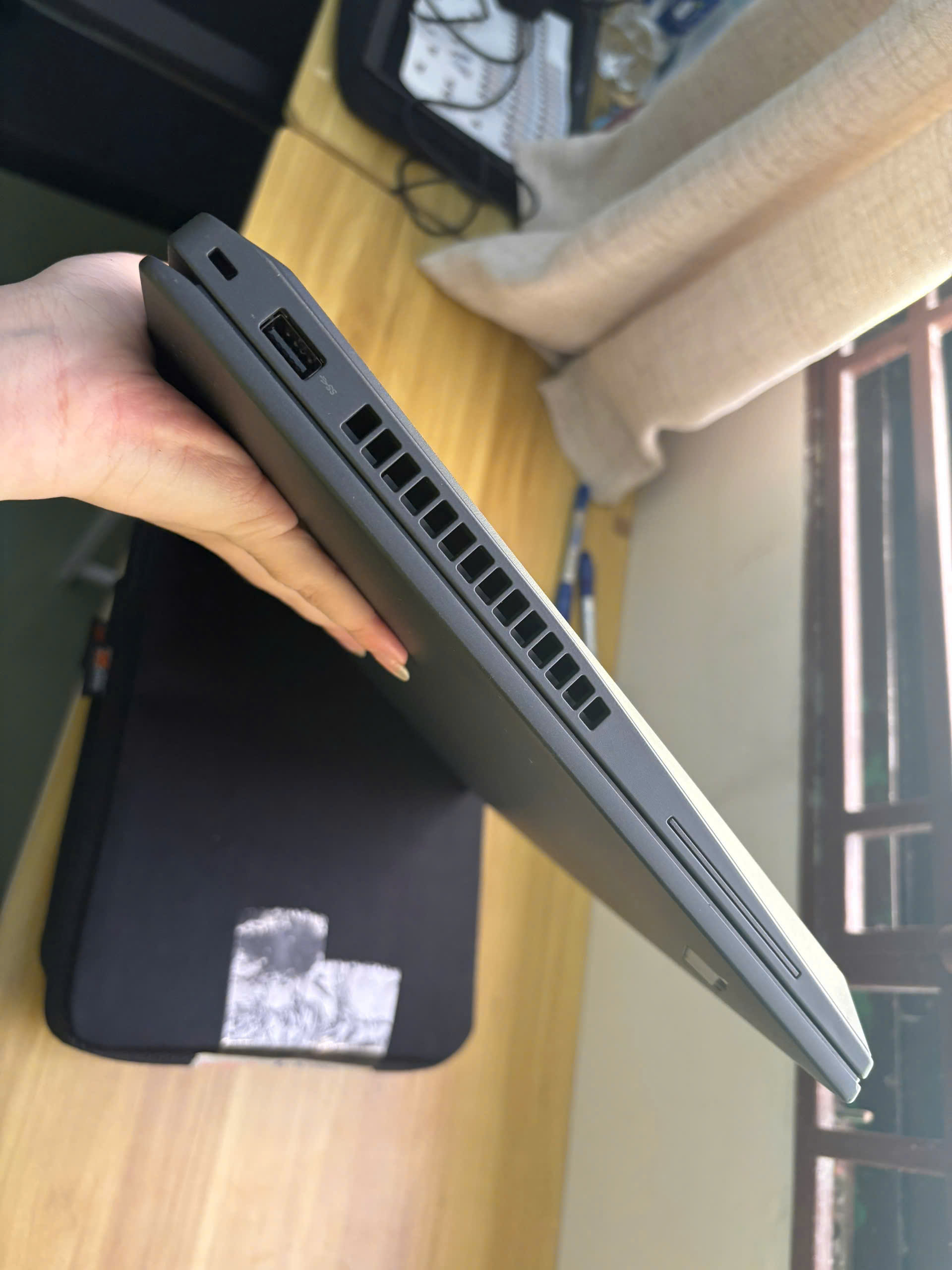 Thinkpad P16s G1 - Ảnh 6