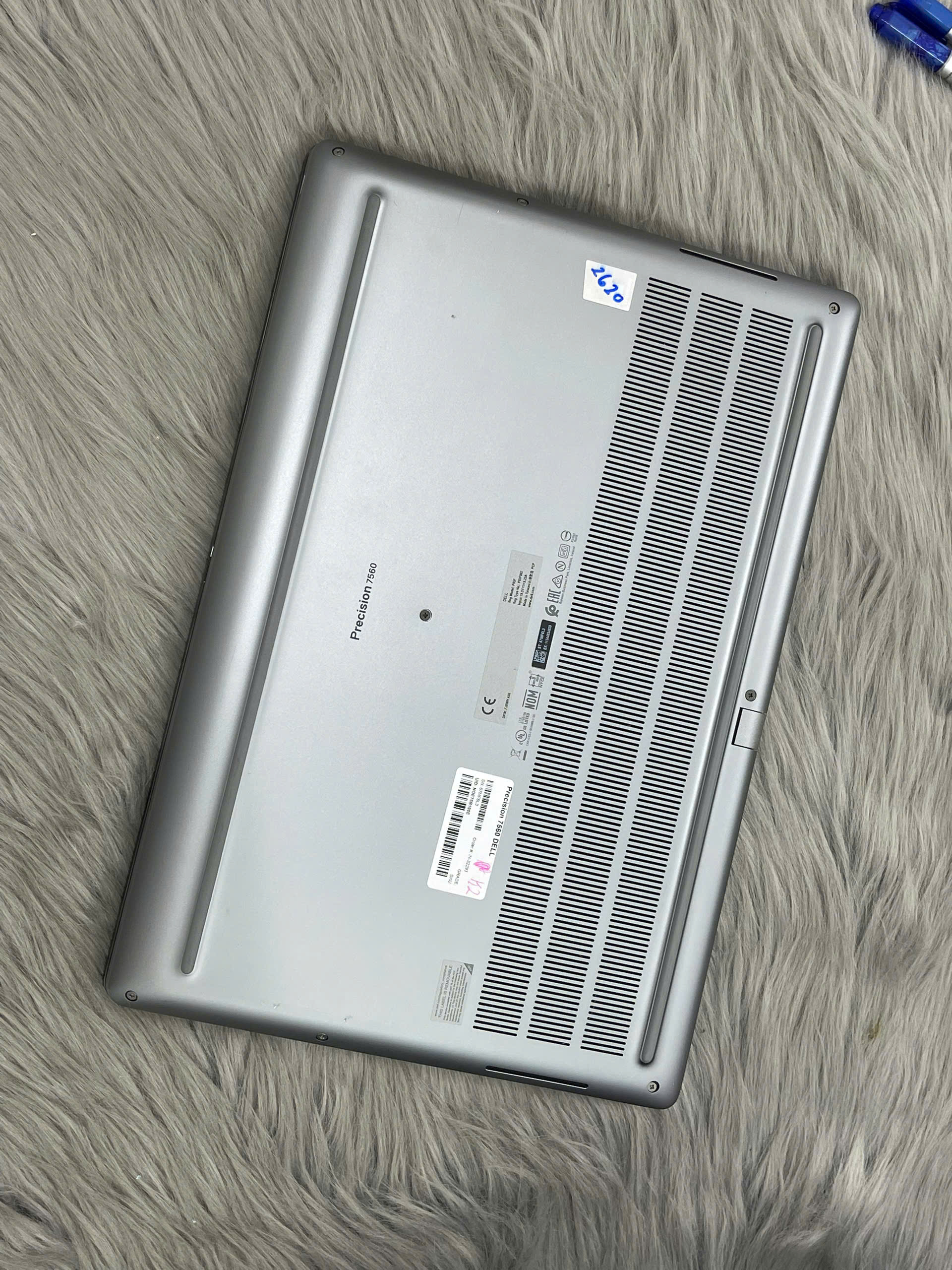Dell Precision 7560 - Ảnh 10