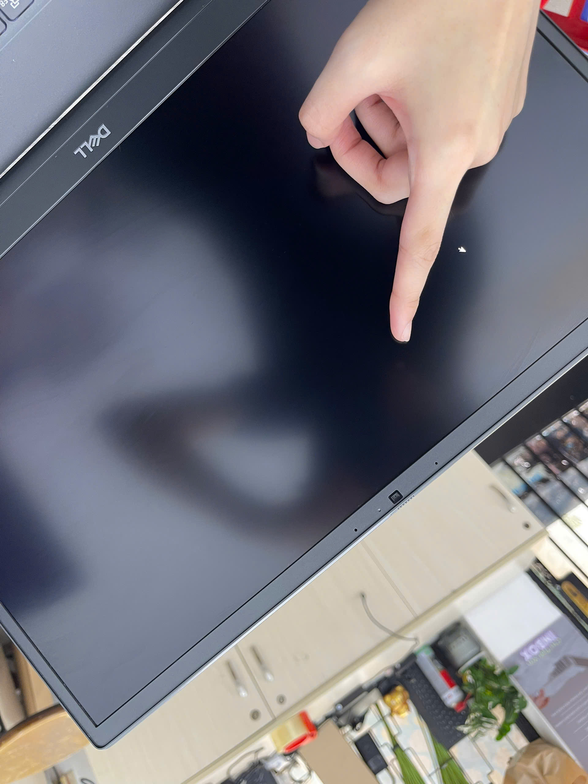 Dell Precision 7770 - Ảnh 4