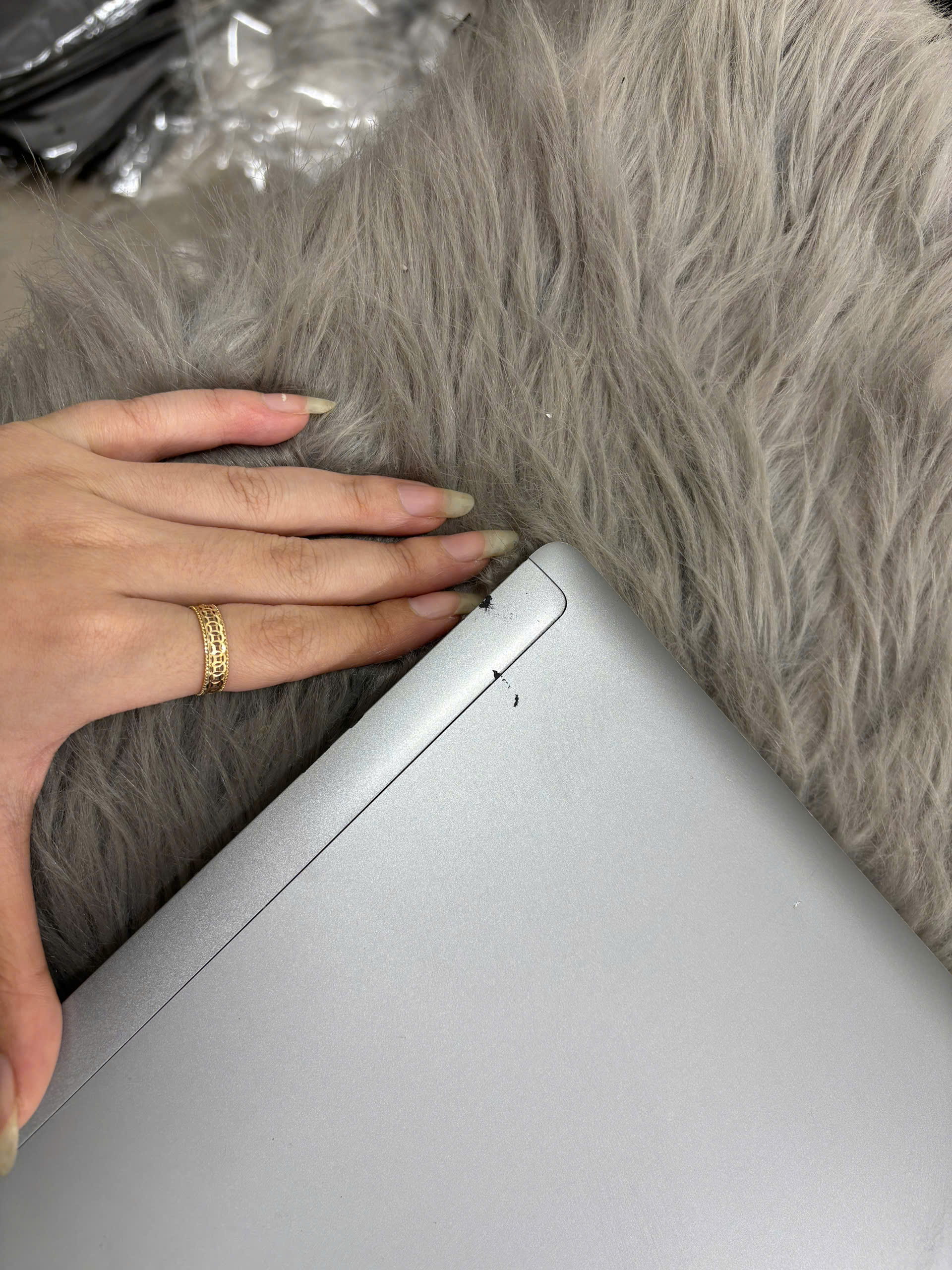 Dell Precision 7750 - Ảnh 19
