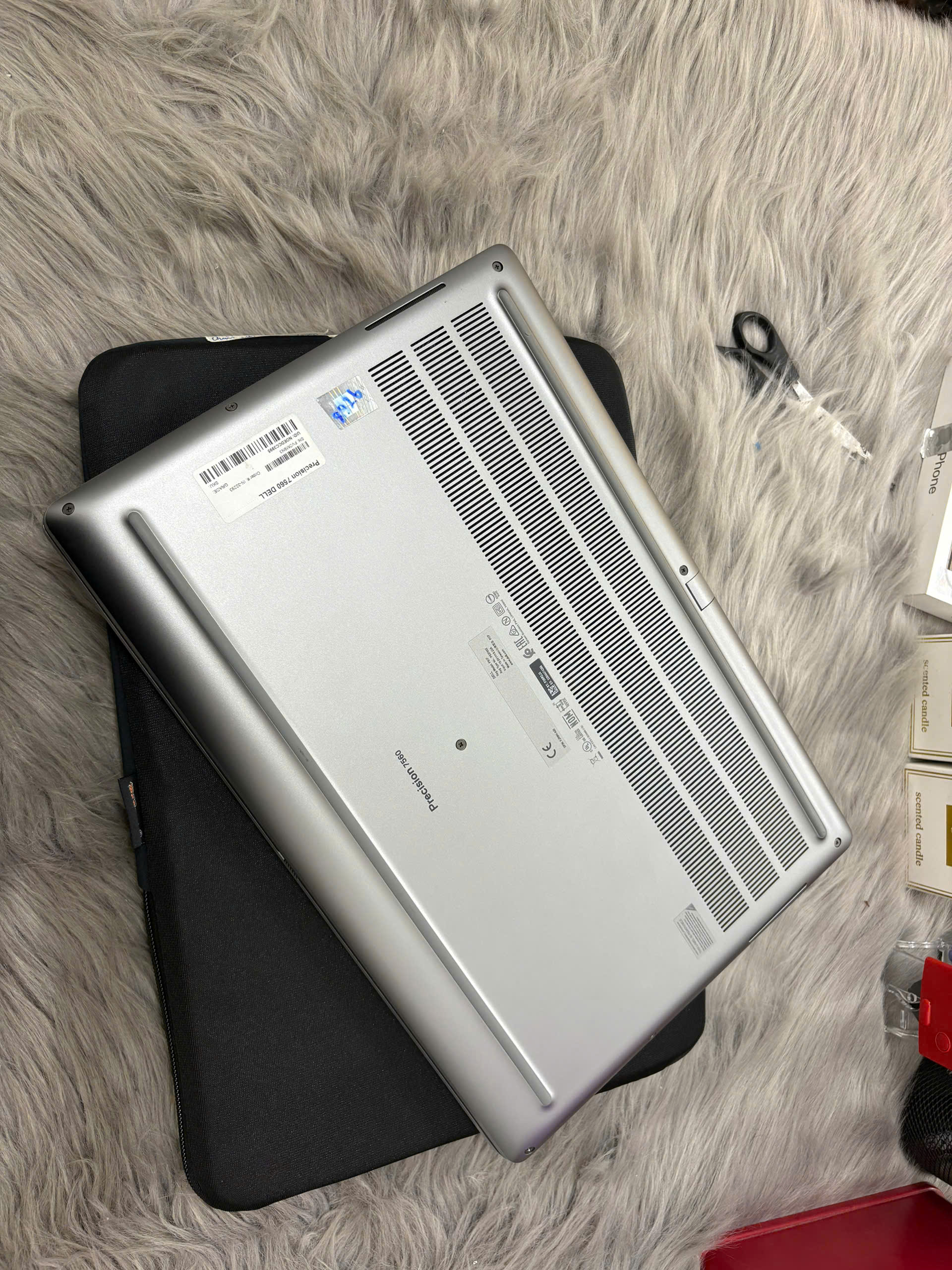 Dell Precision 7560 - Ảnh 2
