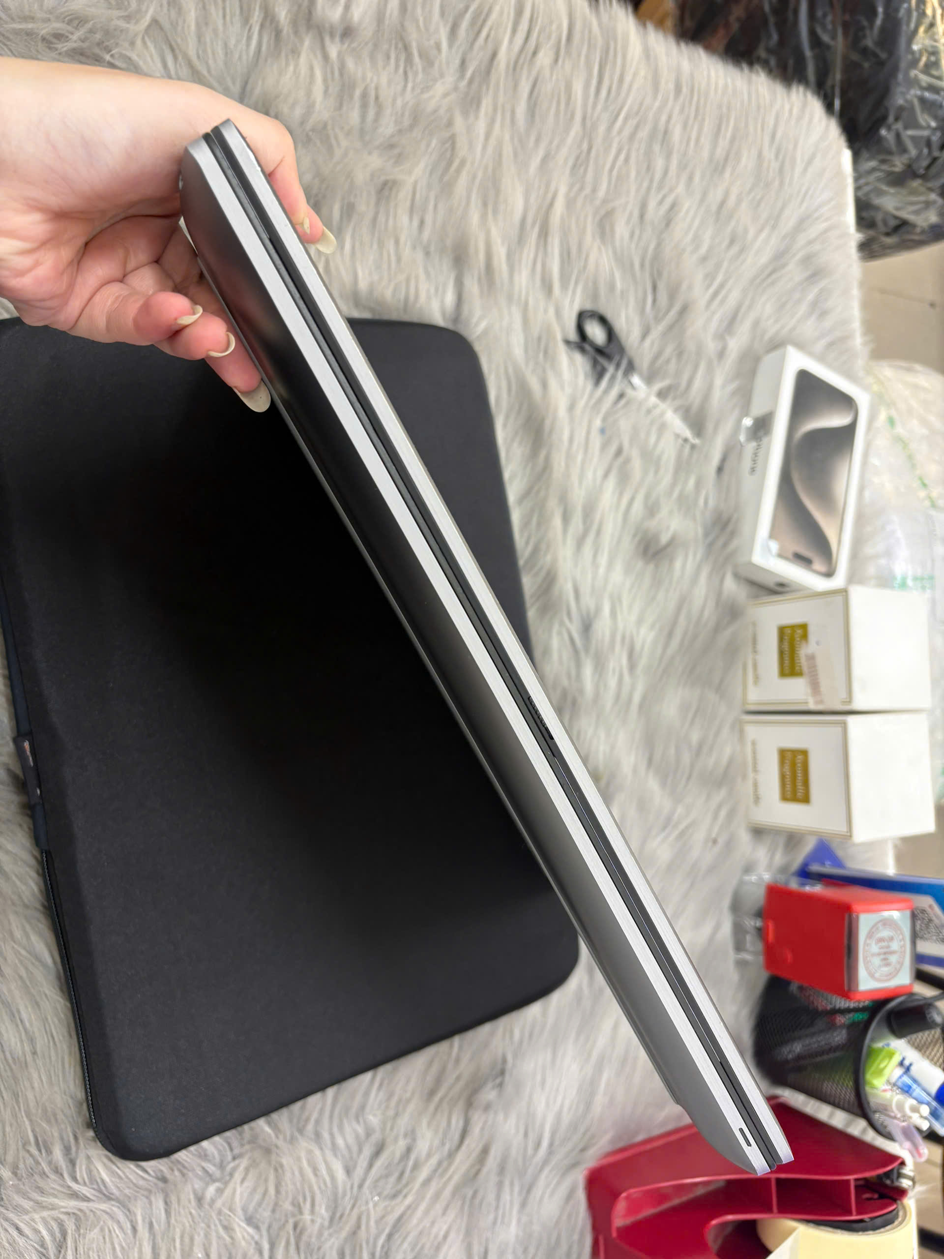 Dell Precision 7560 - Ảnh 8