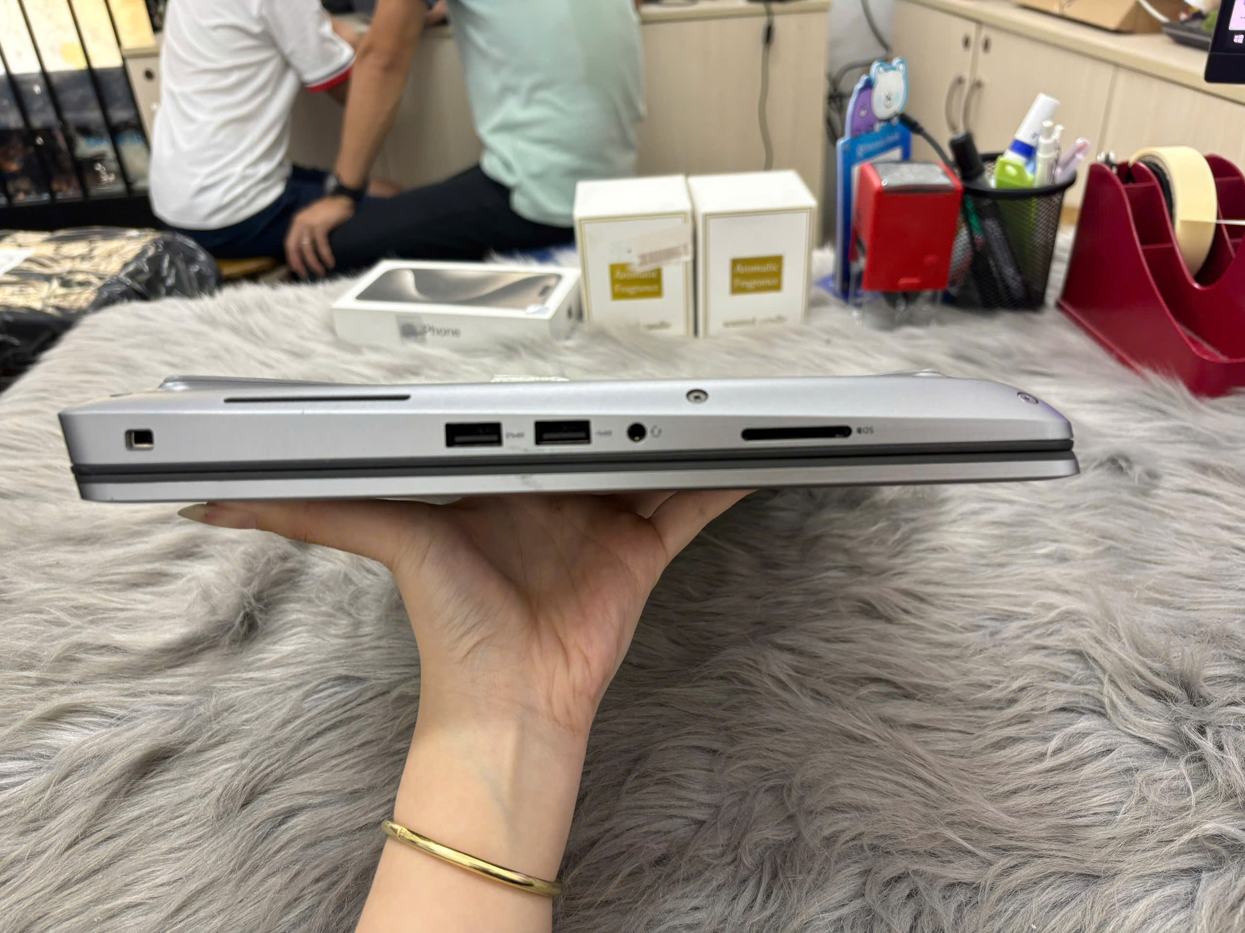 Dell Precision 7560 - Ảnh 6