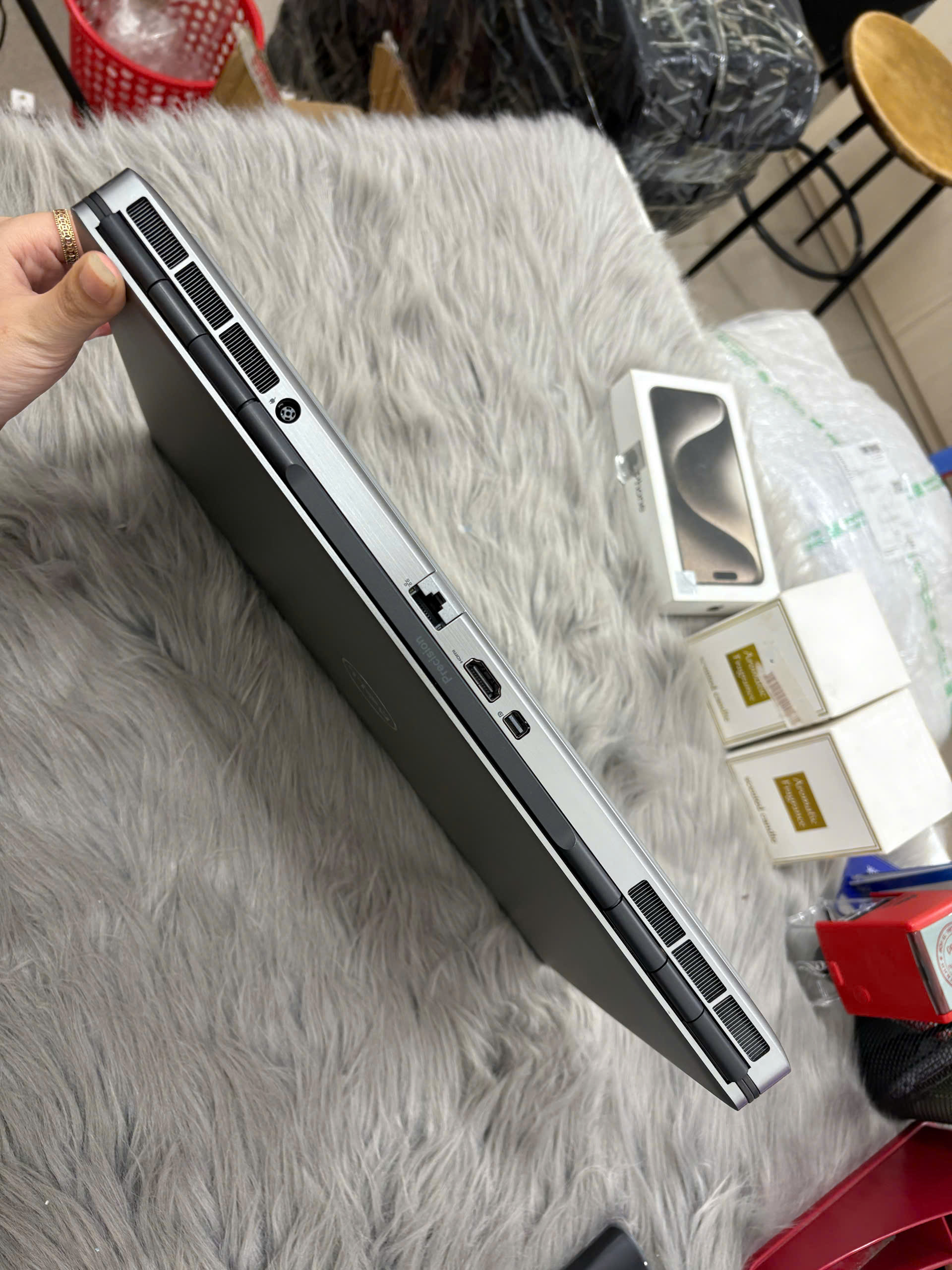 Dell Precision 7560 - Ảnh 7