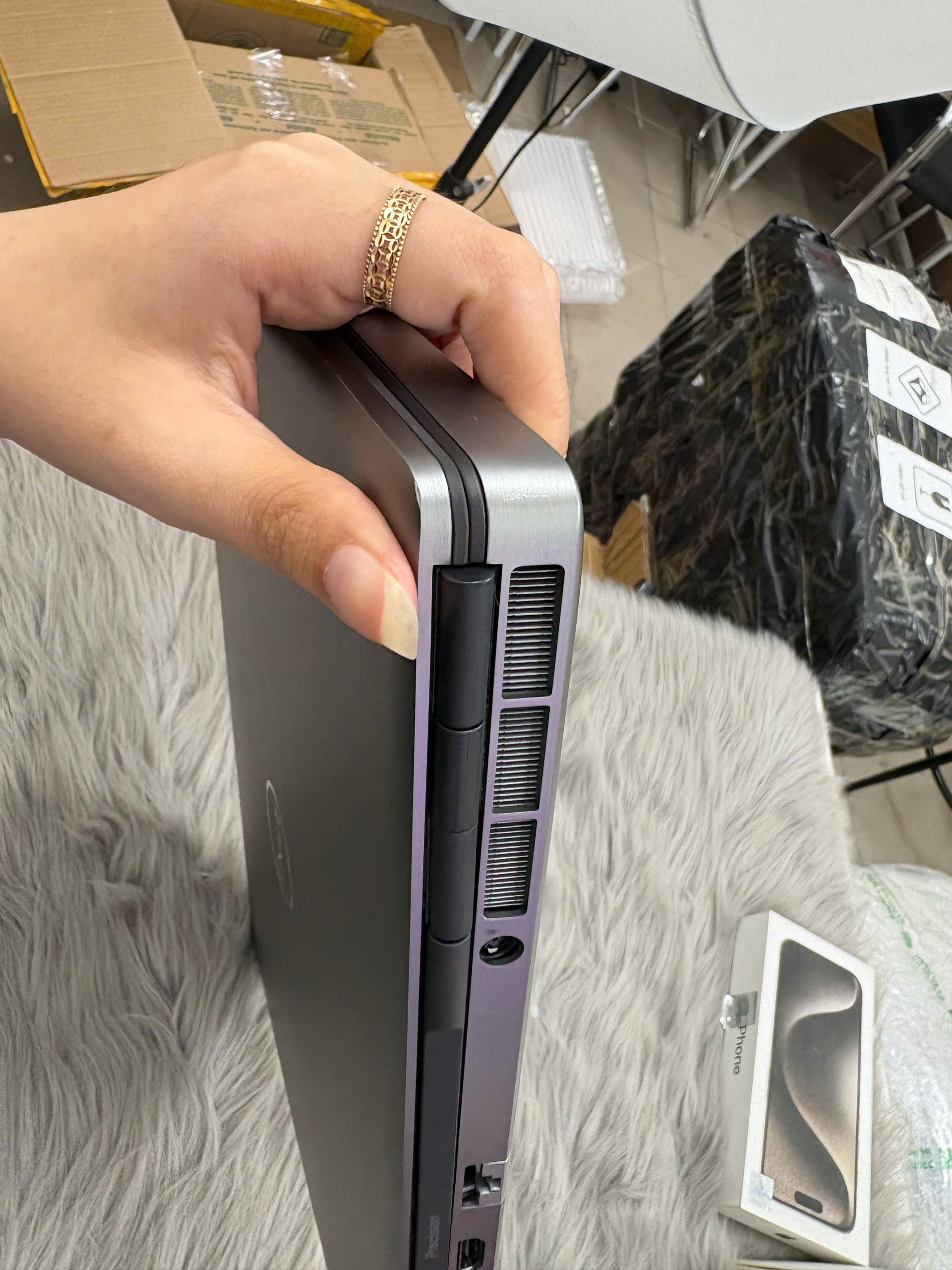 Dell Precision 7560 - Ảnh 8