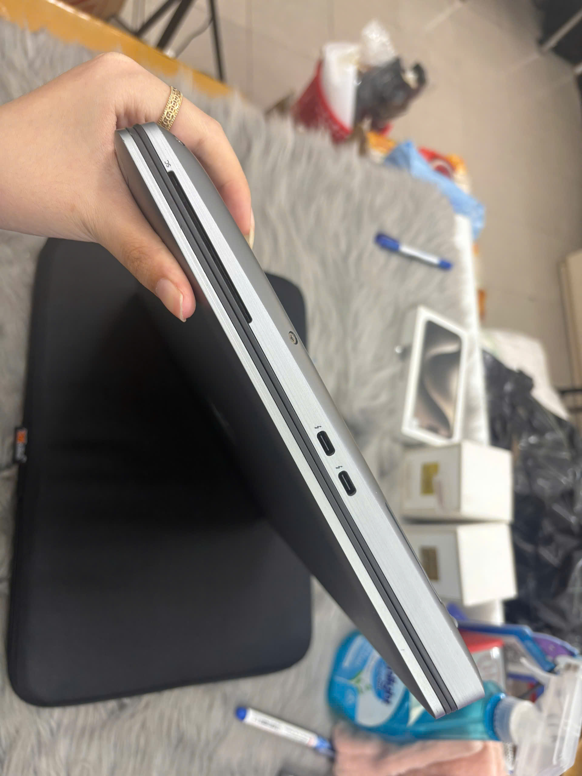 Dell Precision 7550 - Ảnh 4