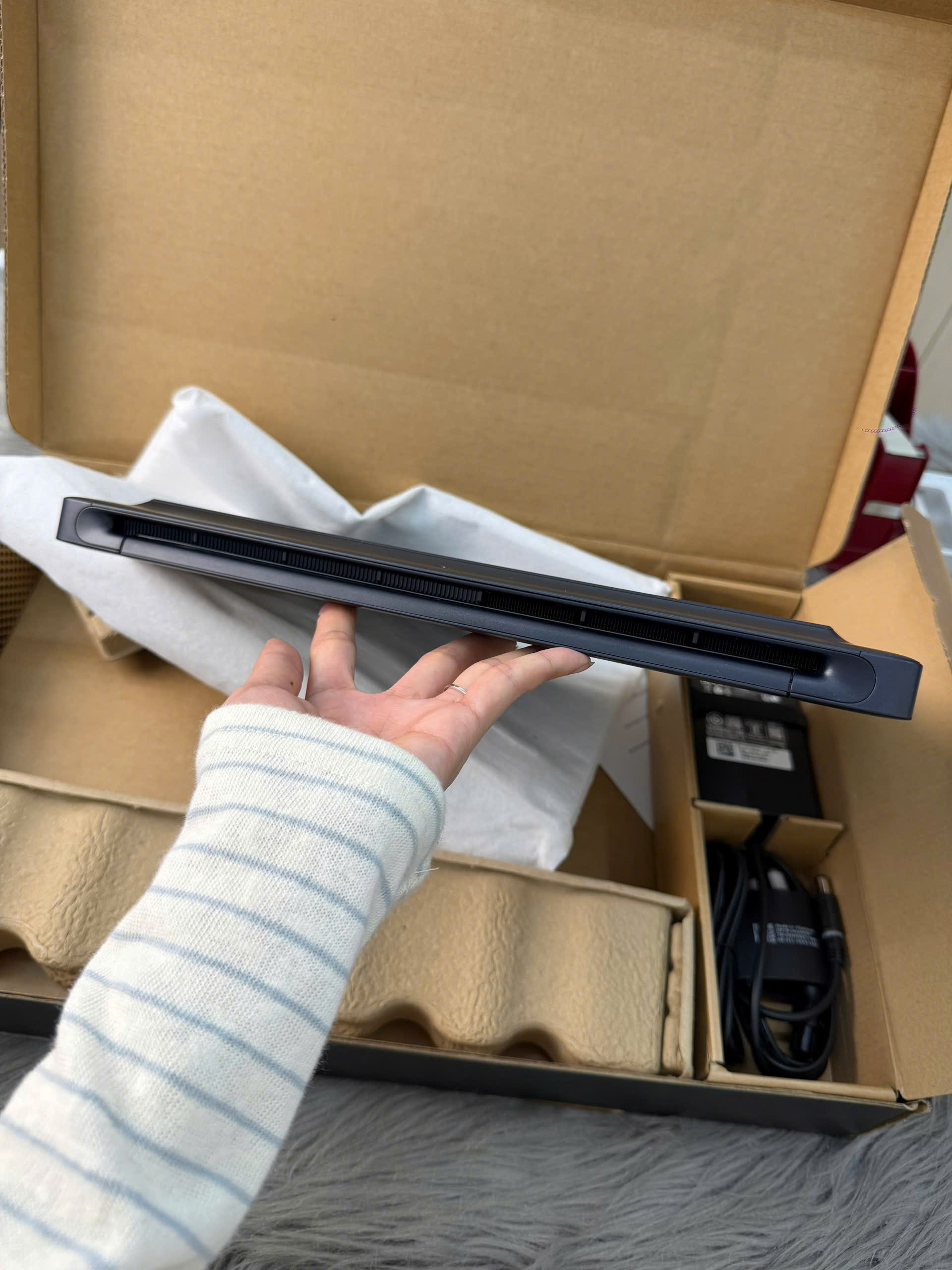 Dell Alienwarev 2026 DA15265 - Ảnh 5