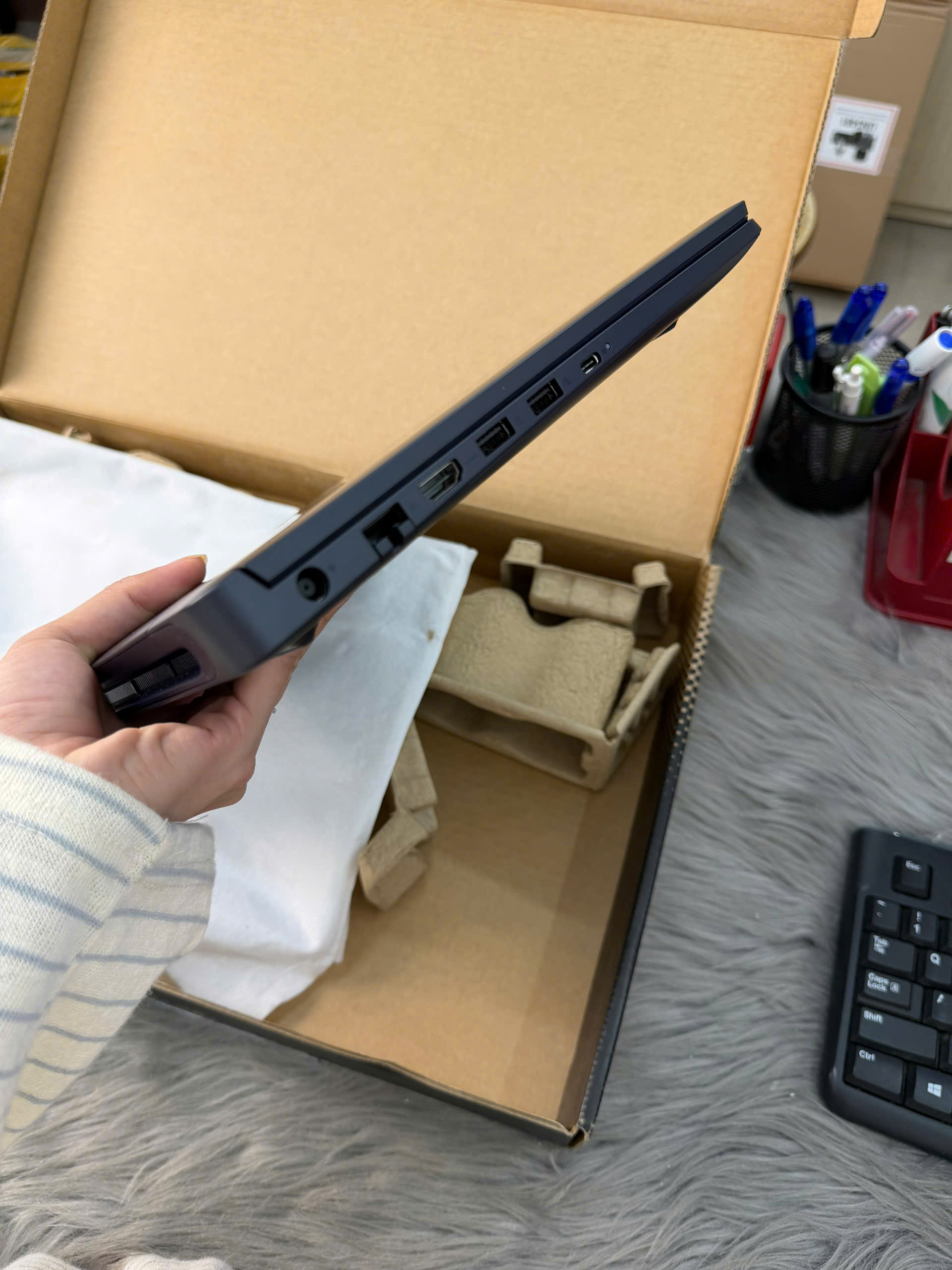 Dell Alienwarev 2026 DA15265 - Ảnh 7