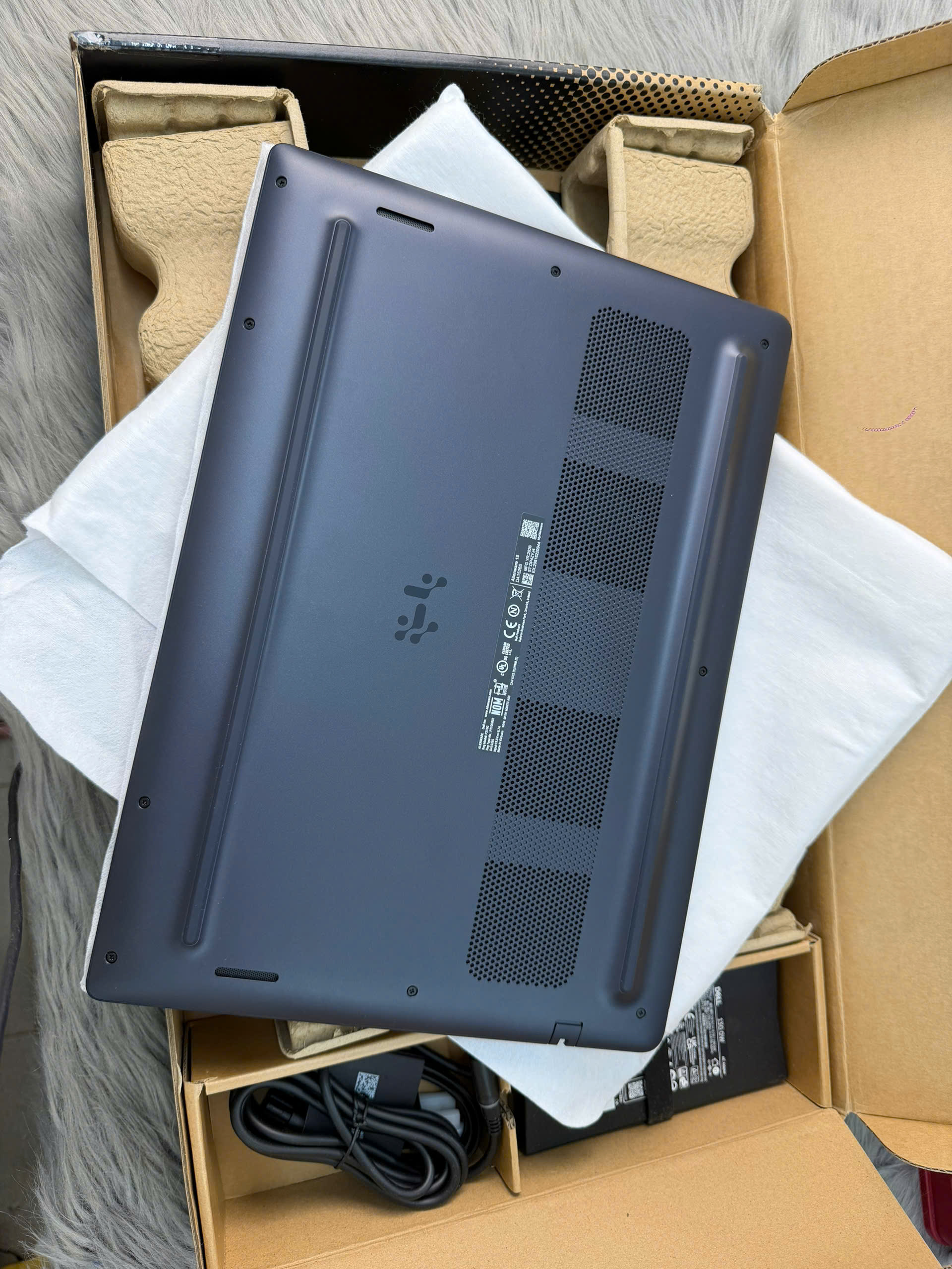Dell Alienwarev 2026 DA15265 - Ảnh 3