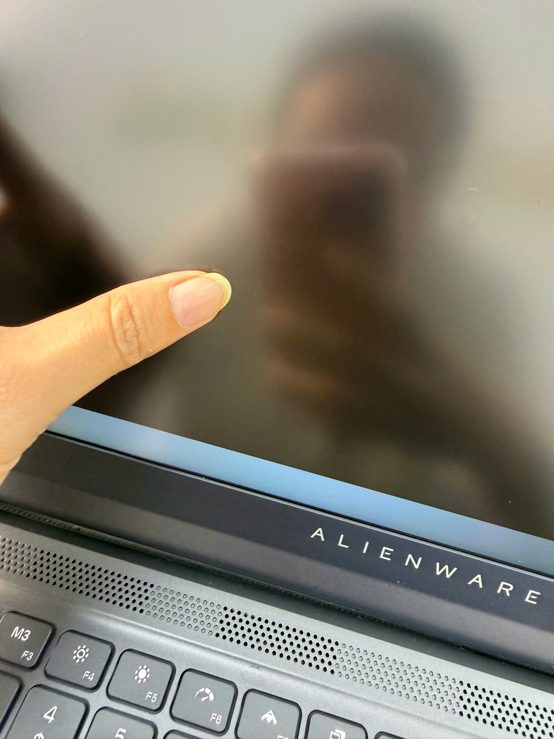 Dell Alienwarev 2026 DA15265 - Ảnh 11