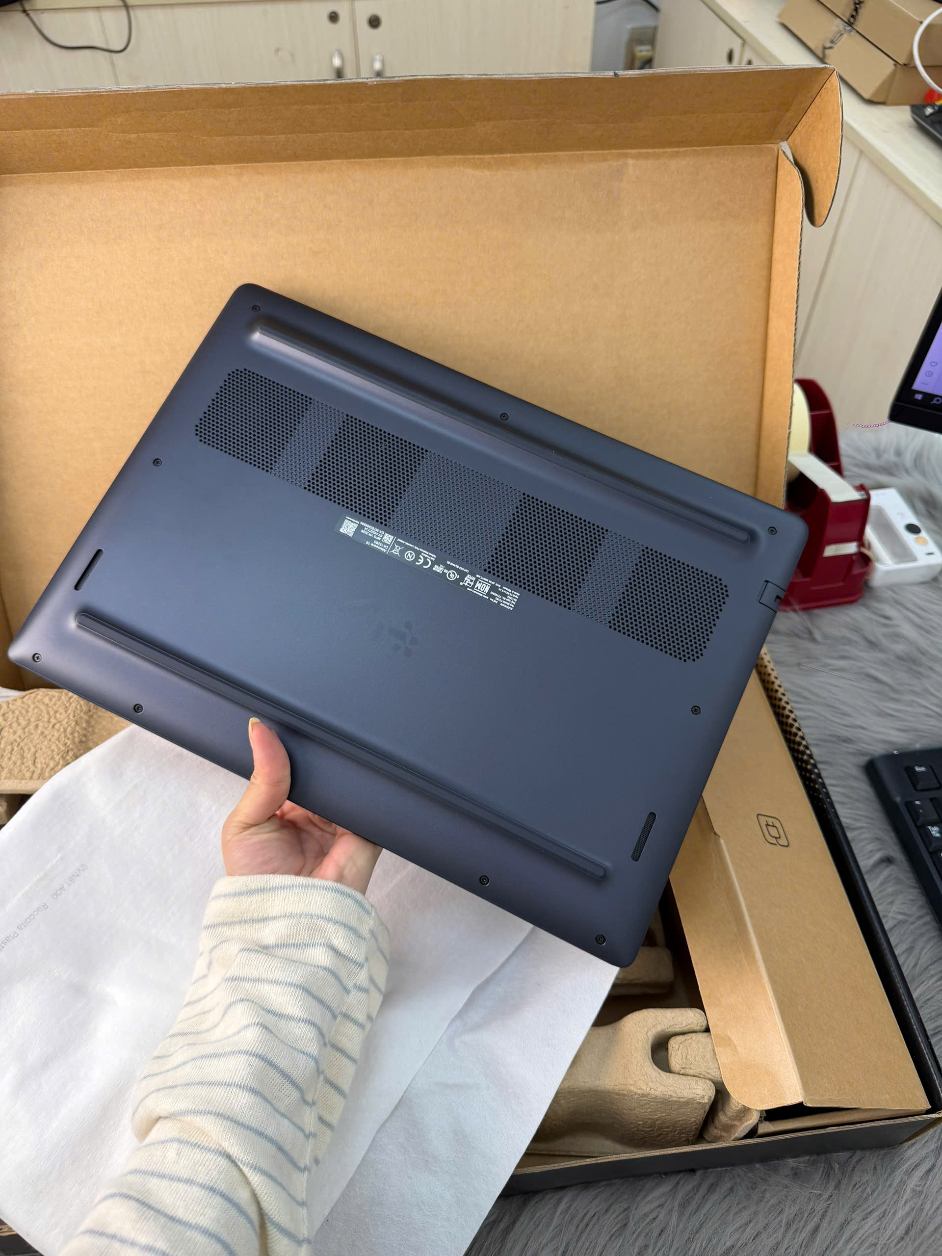 Dell Alienwarev 2026 DA15265 - Ảnh 6