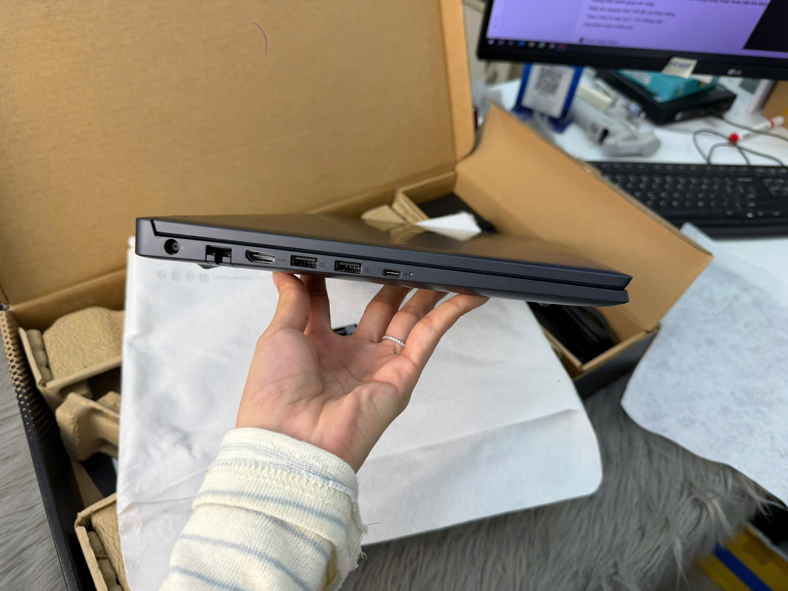 Dell Alienwarev 2026 DA15265 - Ảnh 6