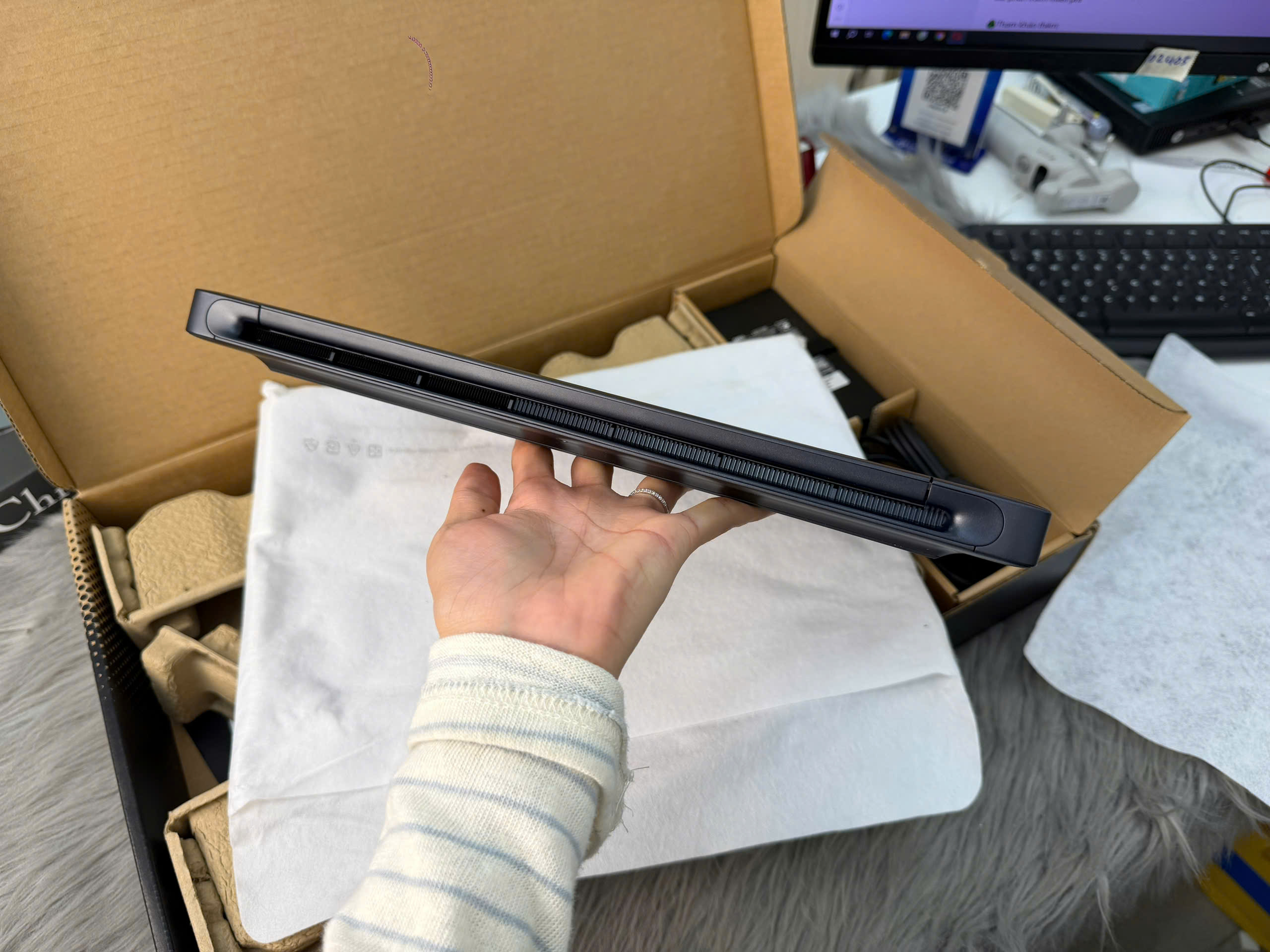 Dell Alienwarev 2026 DA15265 - Ảnh 7