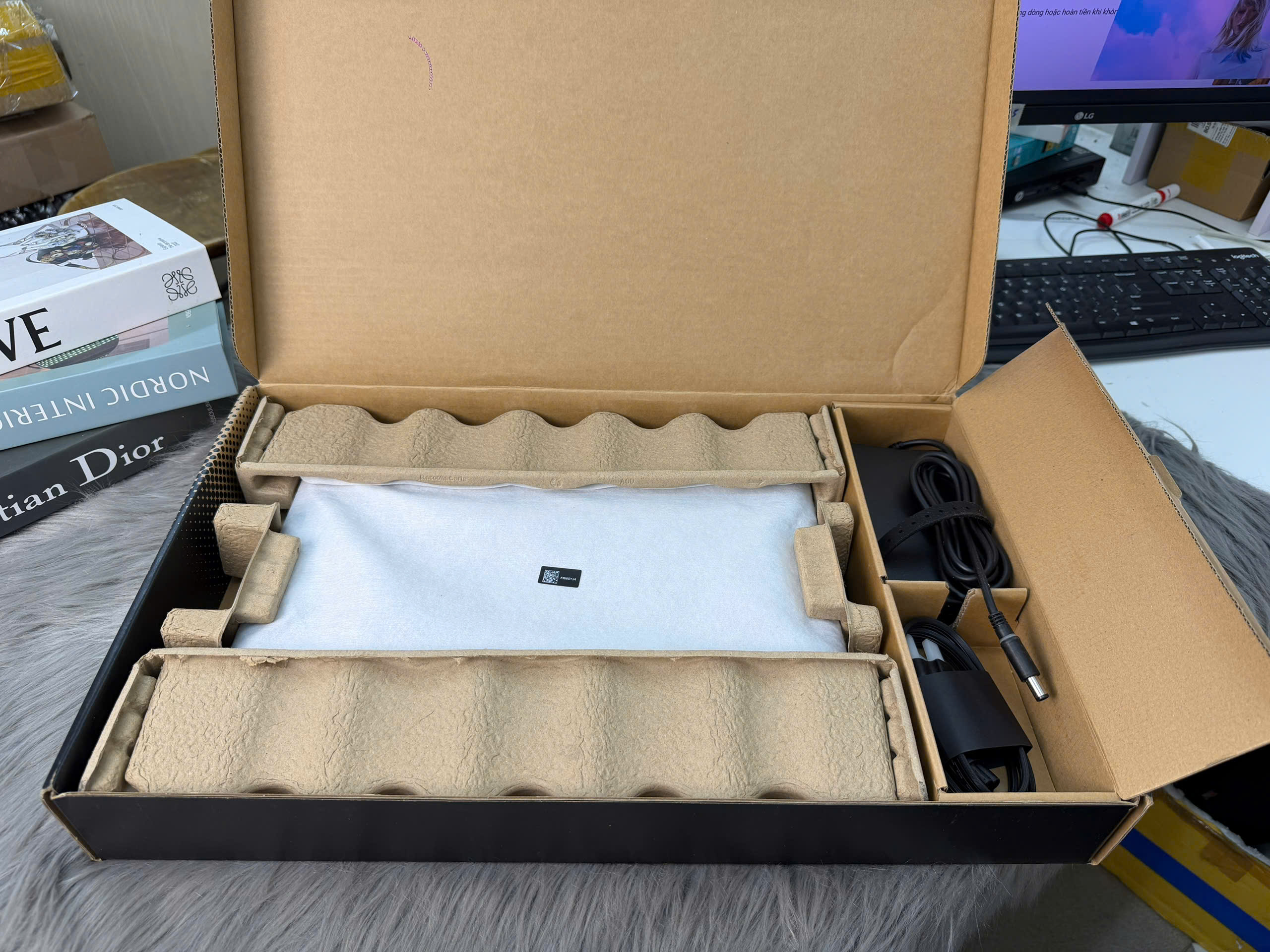 Dell Alienwarev 2026 DA15265 - Ảnh 2
