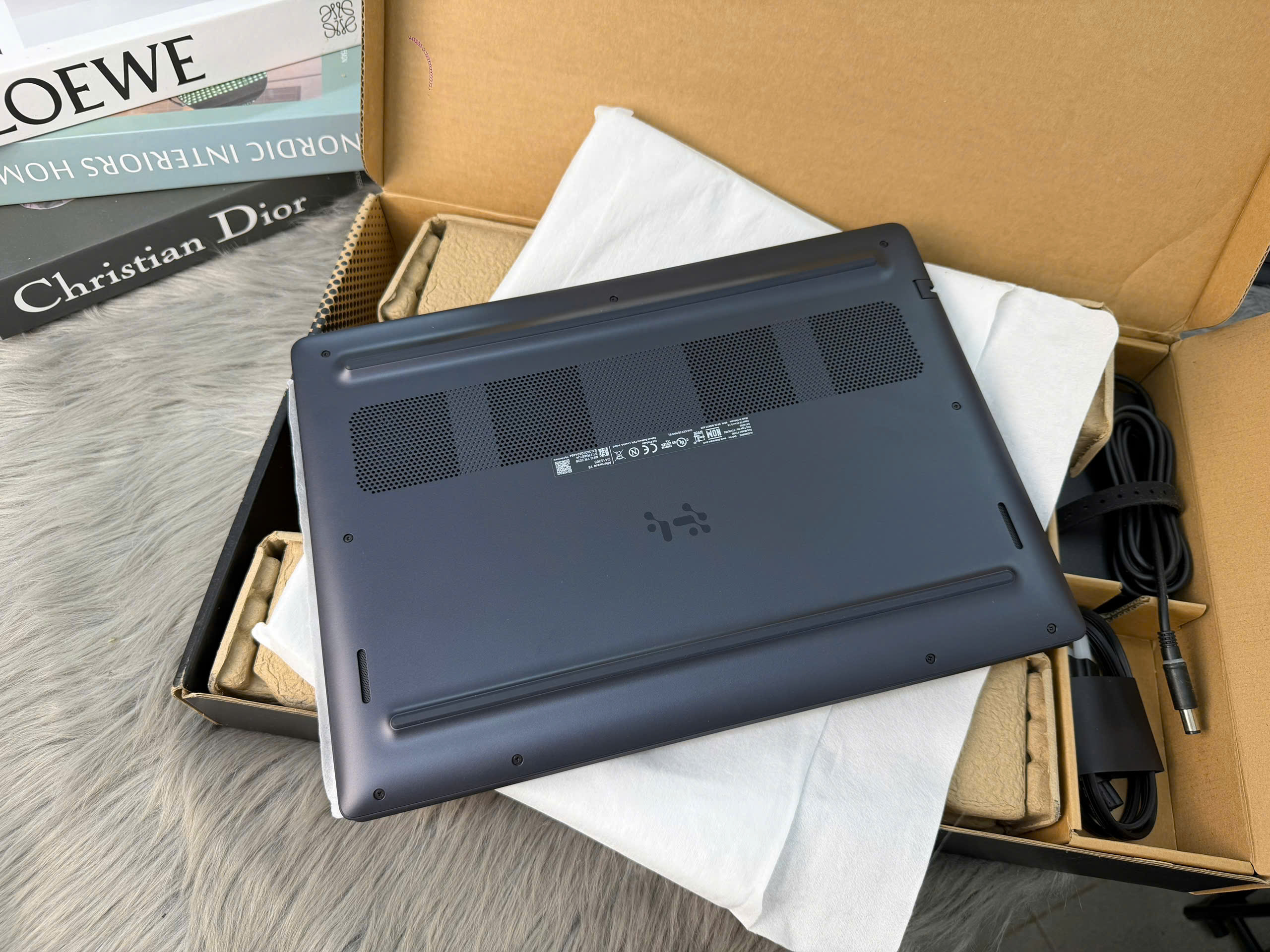 Dell Alienwarev 2026 DA15265 - Ảnh 3