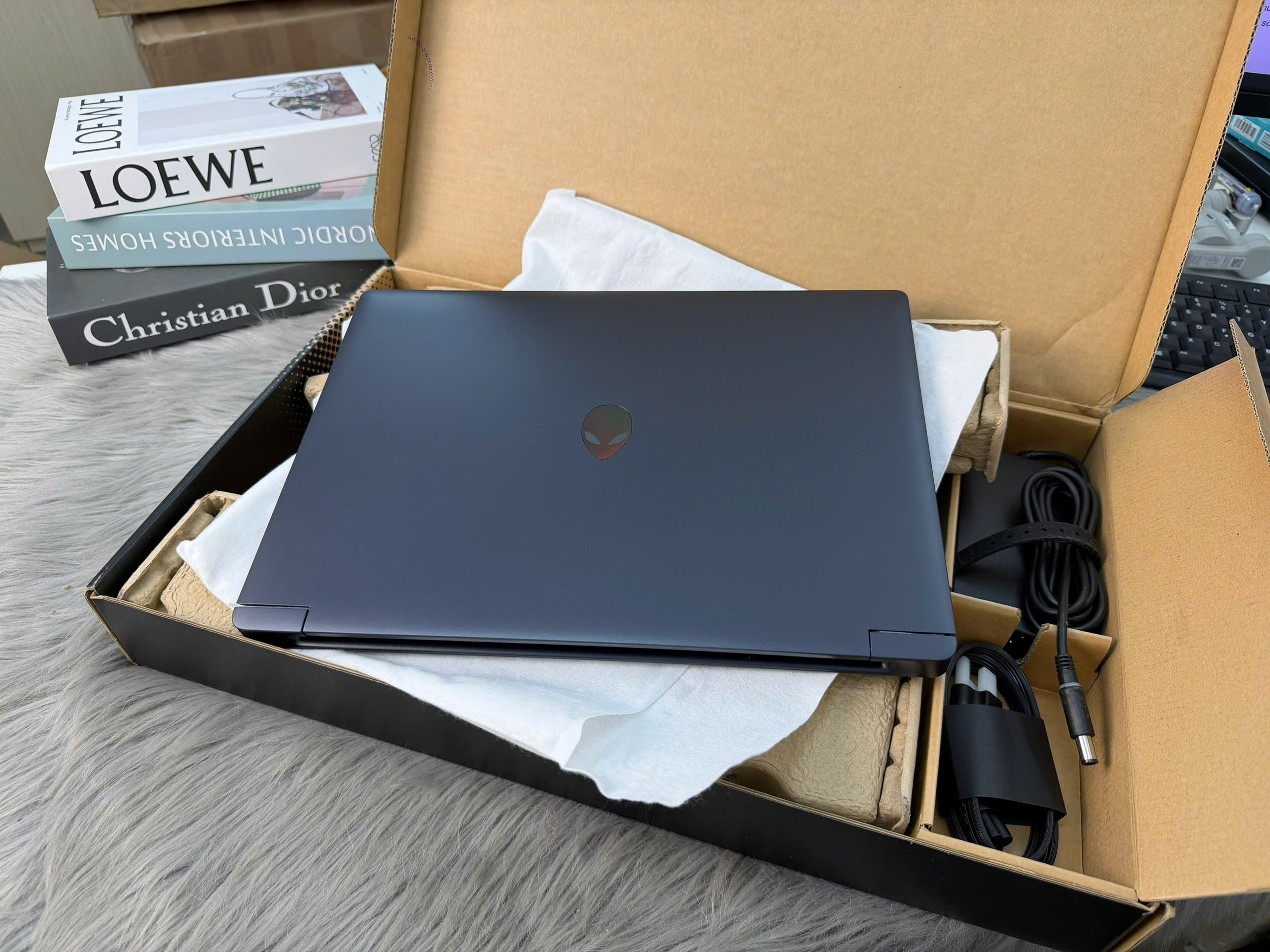 Dell Alienwarev 2026 DA15265