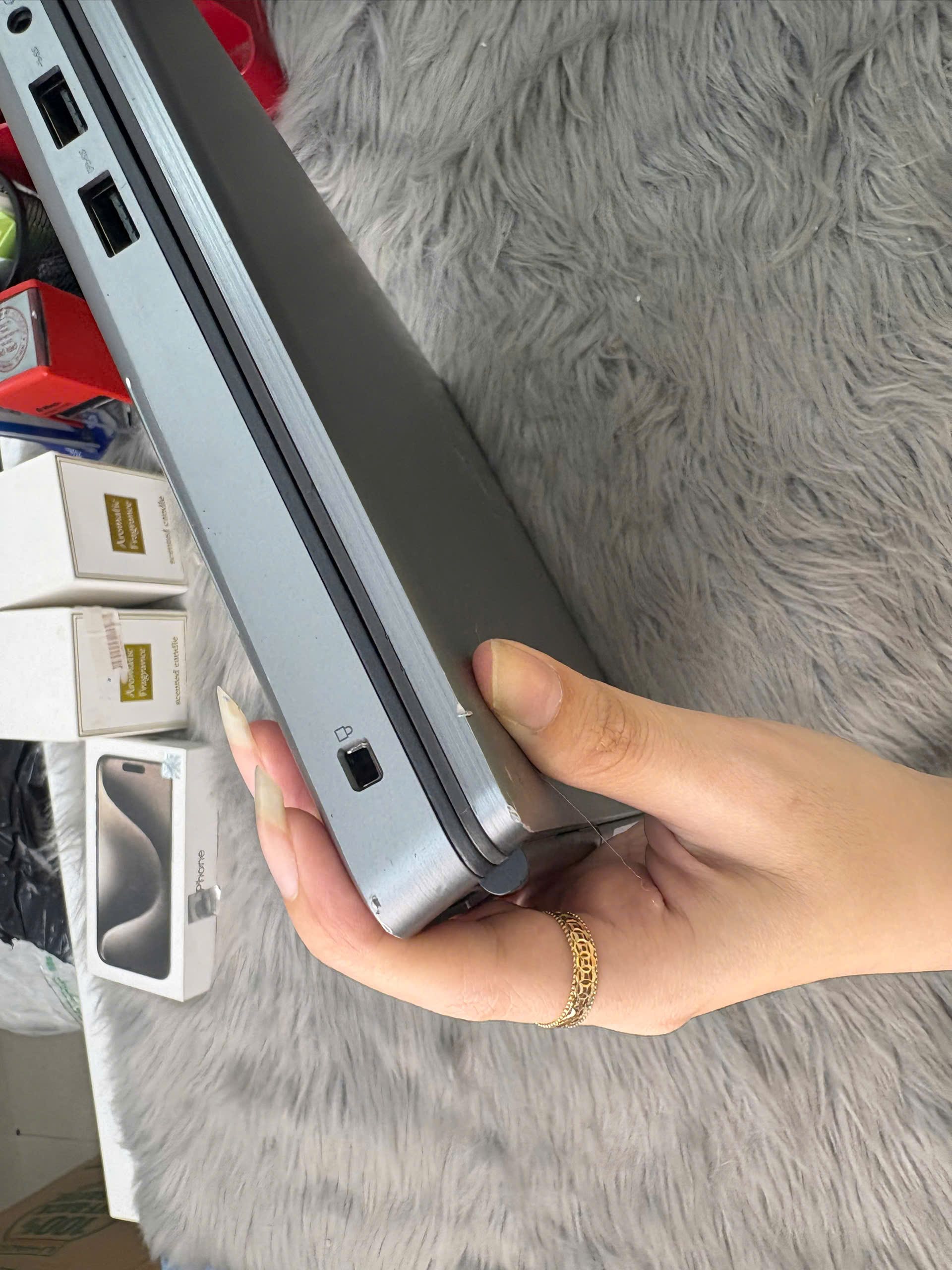 Dell Precision 7560 - Ảnh 3