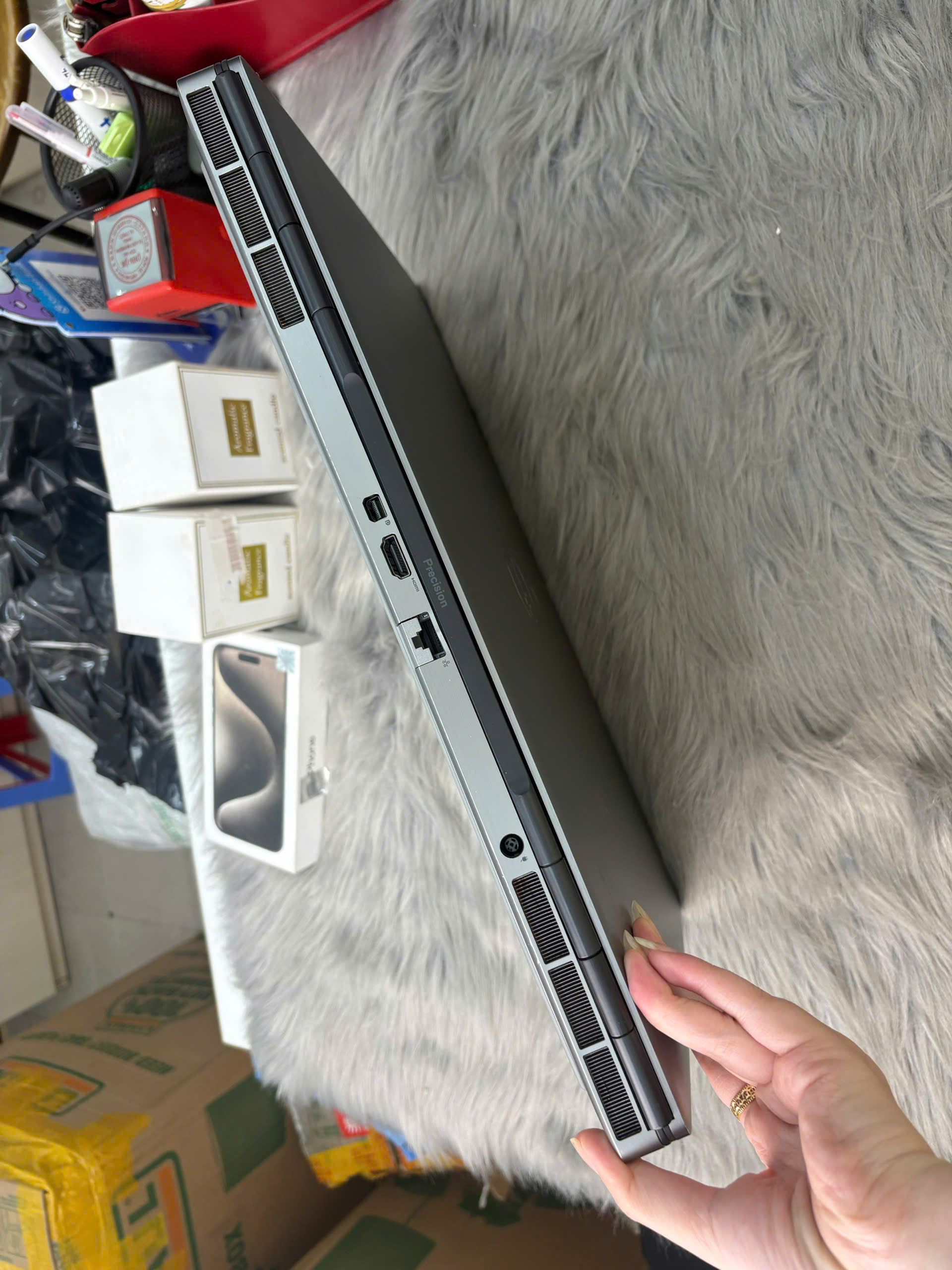 Dell Precision 7560 - Ảnh 5