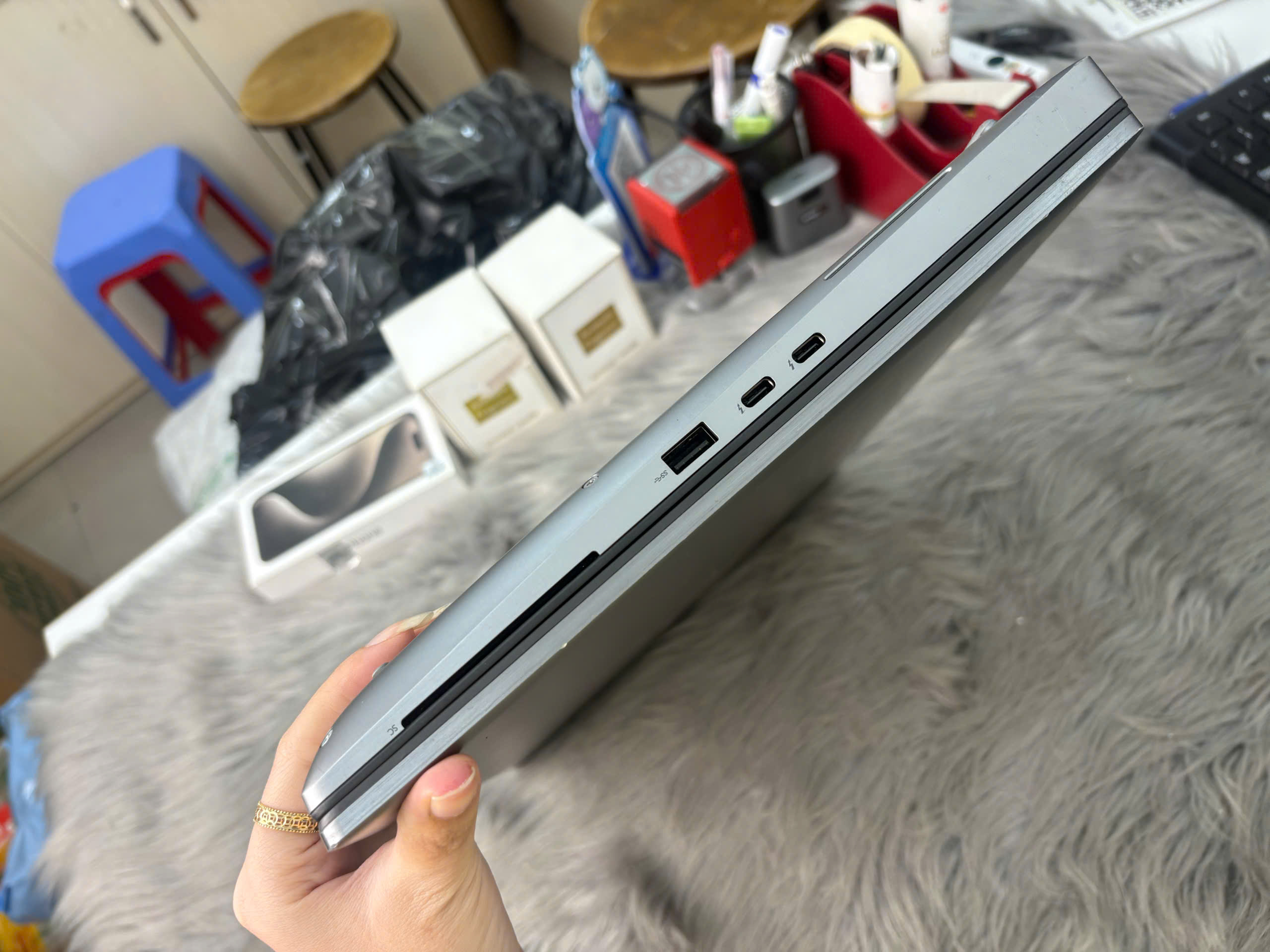 Dell Precision 7560 - Ảnh 9