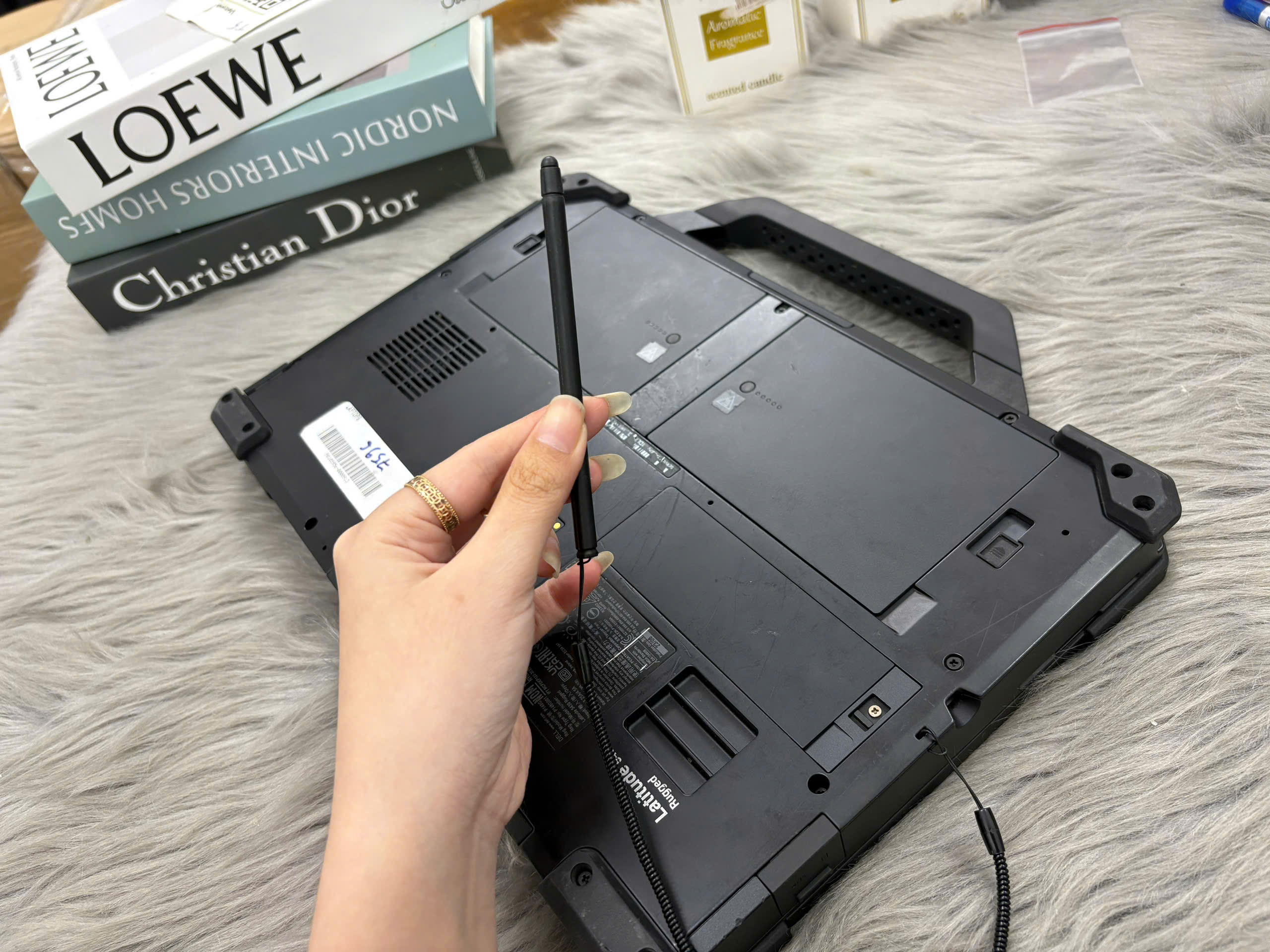 Dell Latitude 5430 Rugged + PEN - Ảnh 3
