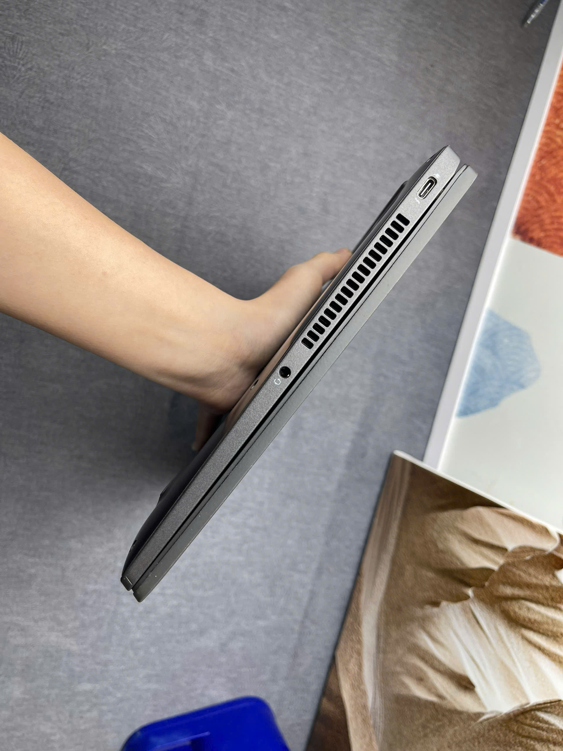Dell Latitude 7420 - Ảnh 13