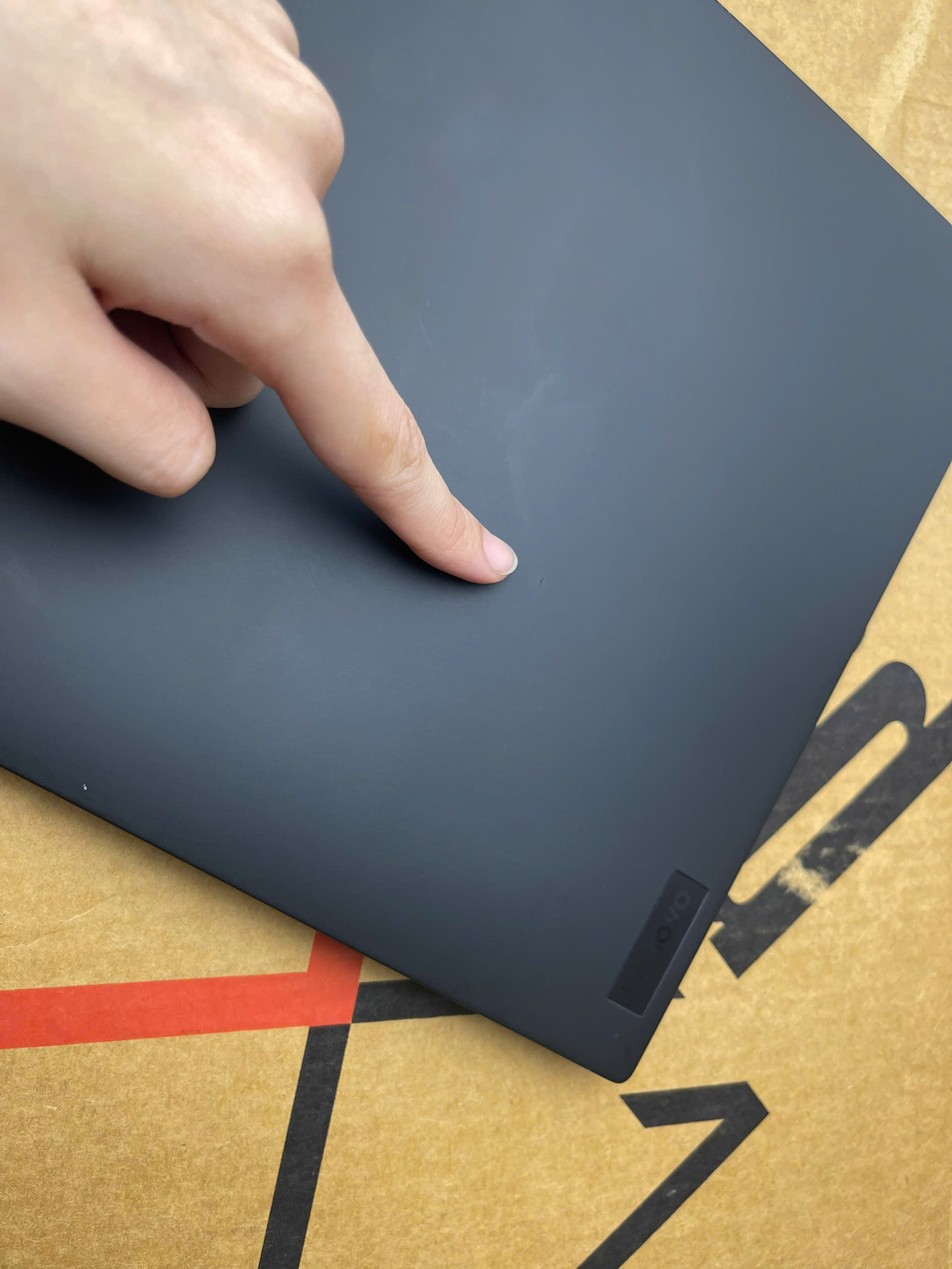 Thinkpad X1 Carbon G11 - Ảnh 2