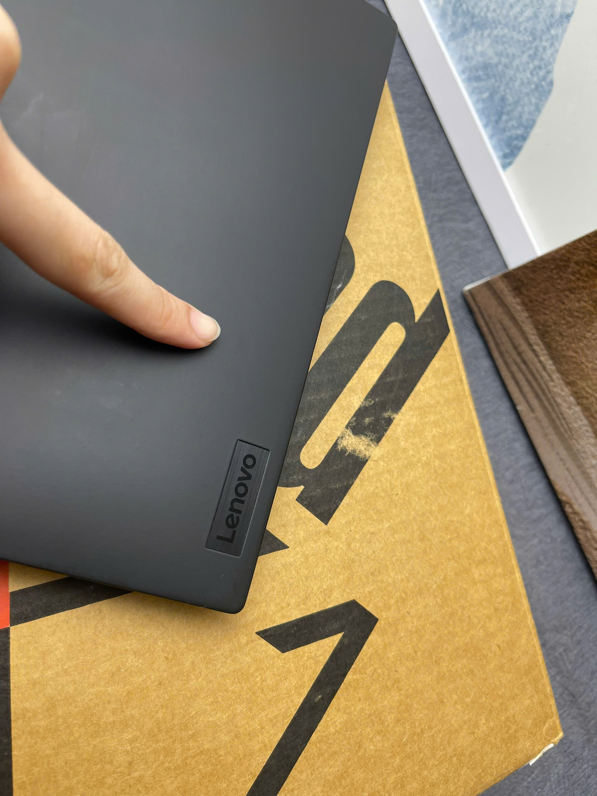 Thinkpad X1 Carbon G11 - Ảnh 3