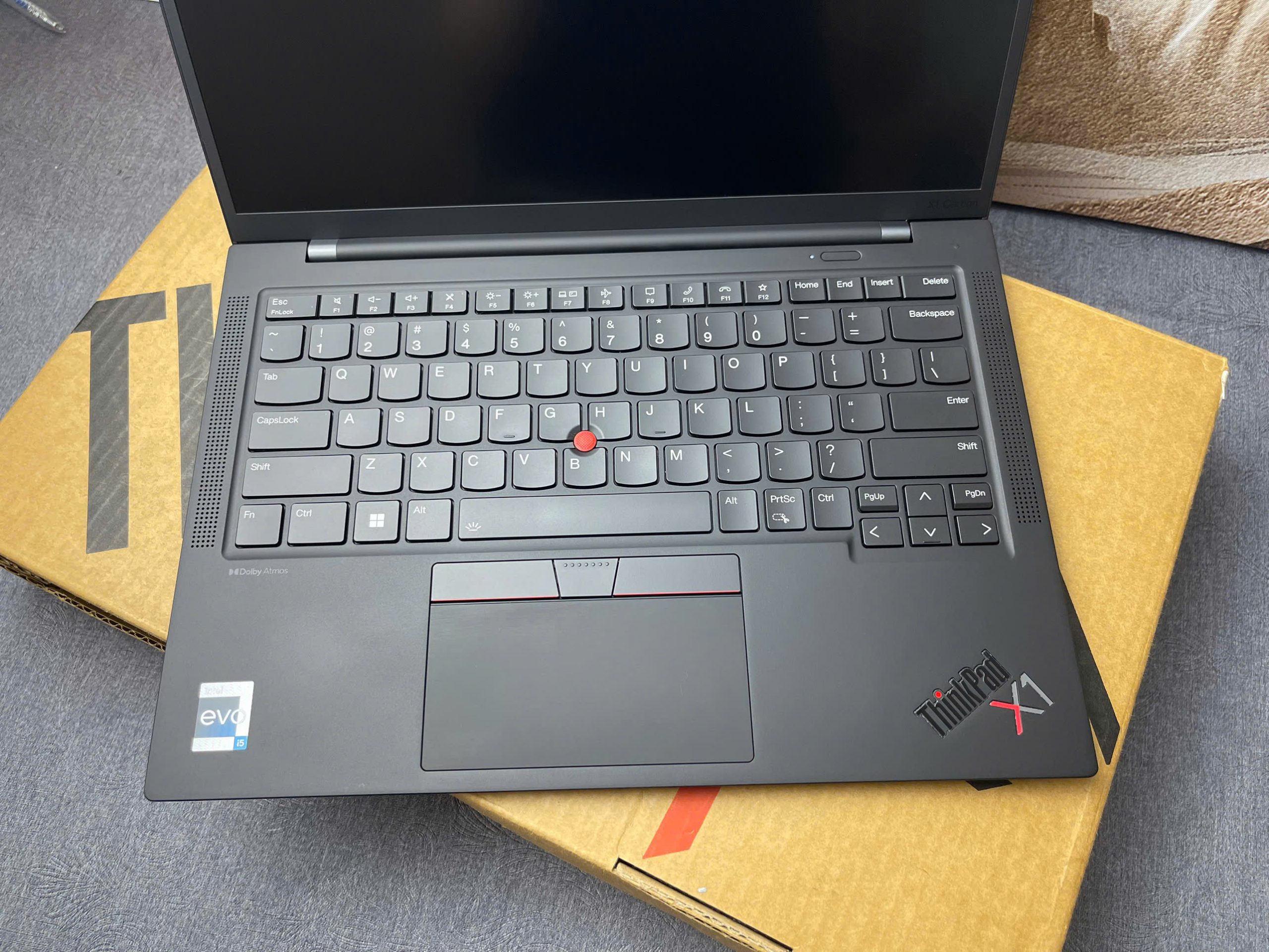 Thinkpad X1 Carbon G11 - Ảnh 7