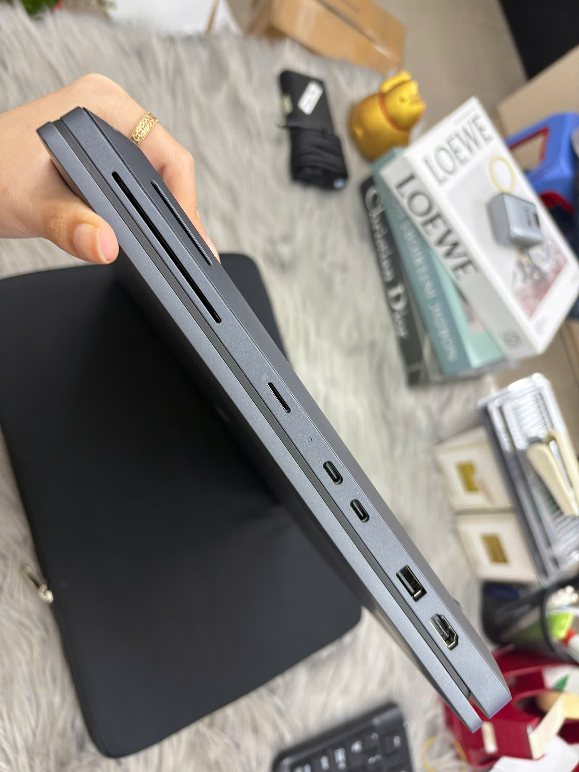 Dell Pro Max 16 MC16250 - Ảnh 5