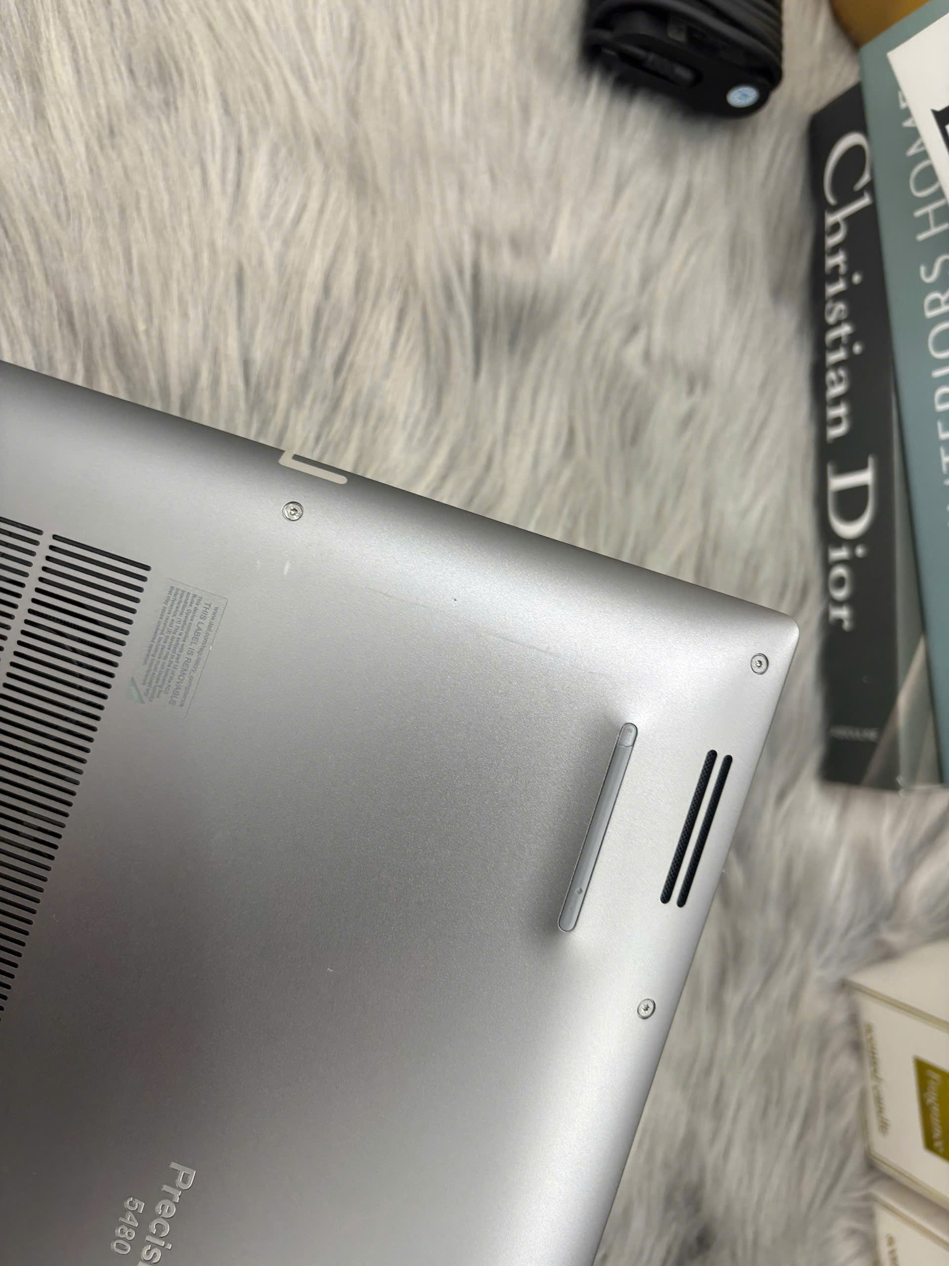 Dell Precision 5480 - Ảnh 3
