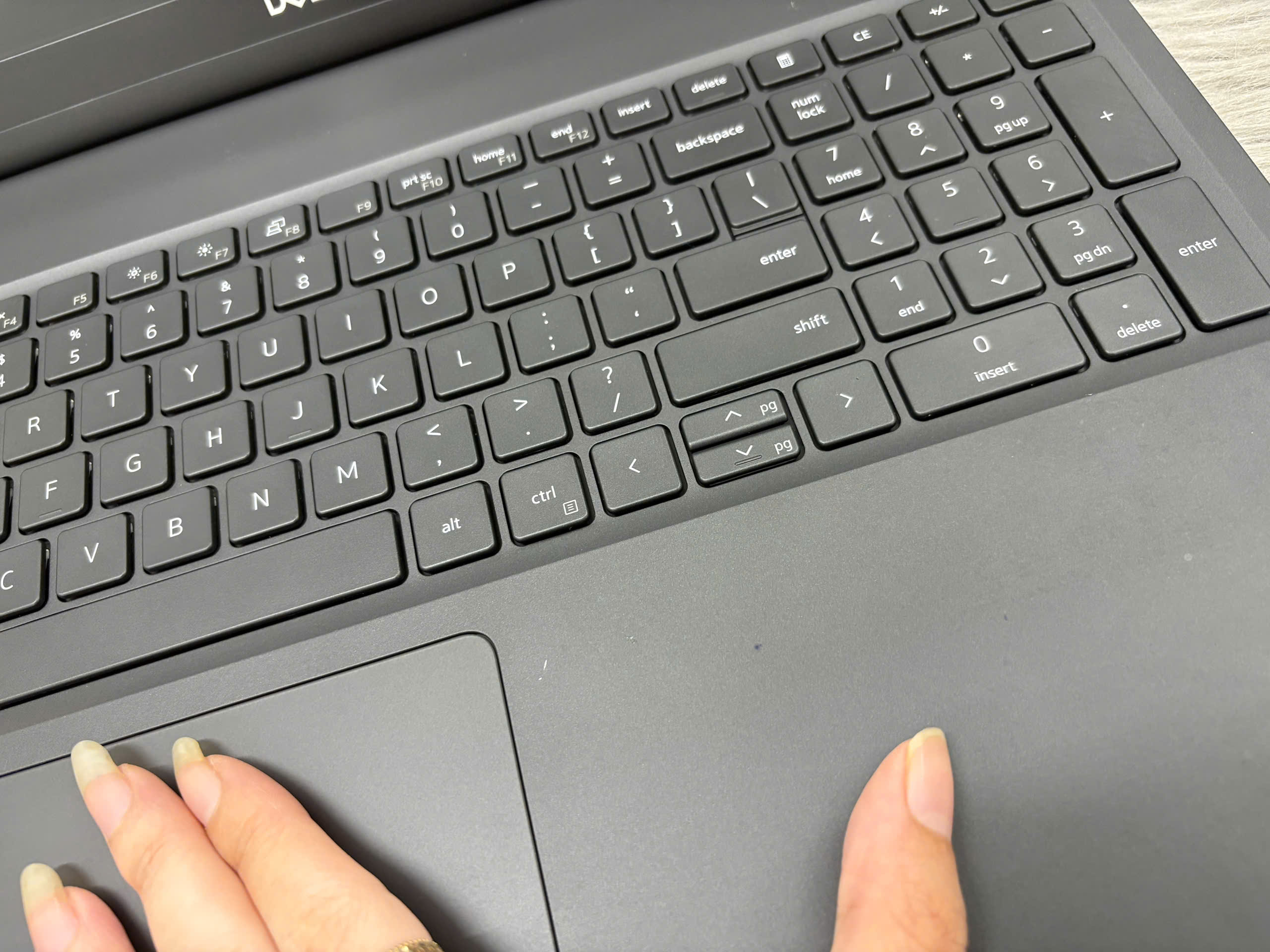 Dell Precision 7670 - Ảnh 13