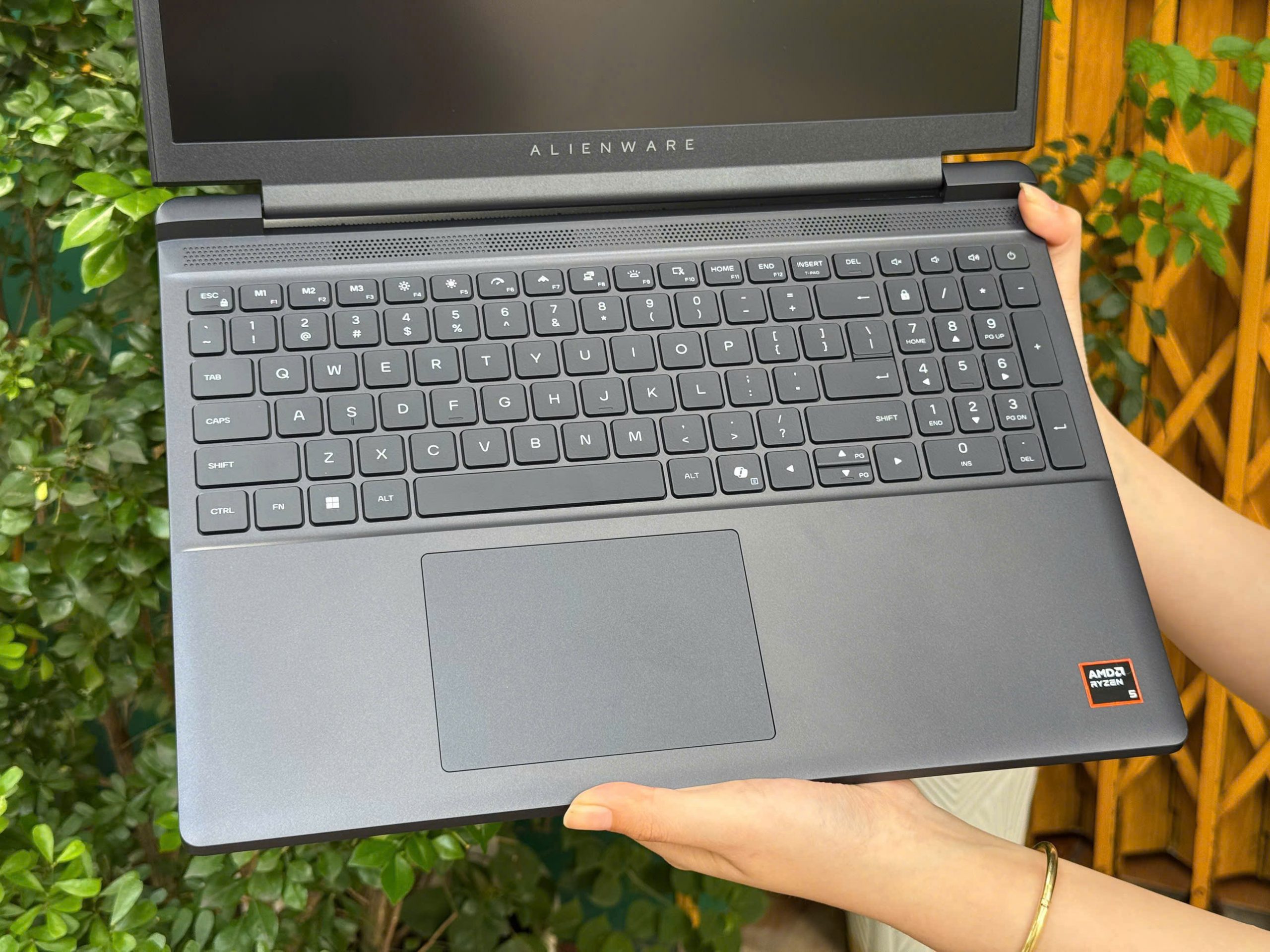 Dell Alienwarev 2026 DA15265