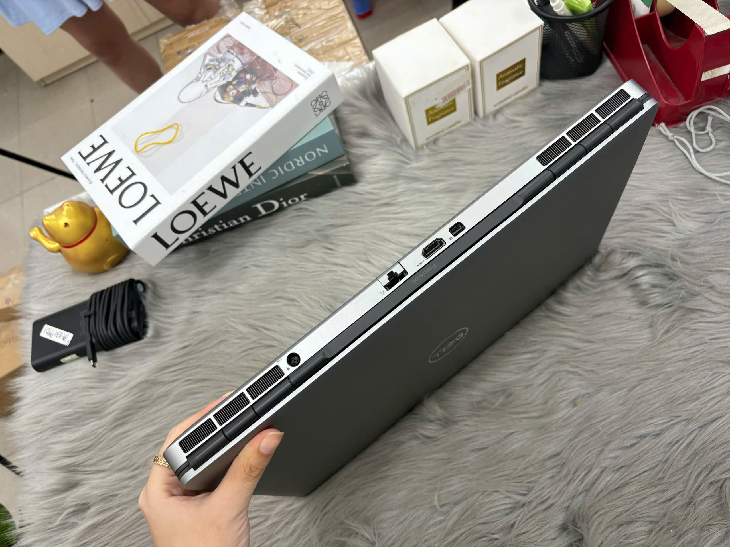 Dell Precision 7550 - Ảnh 11