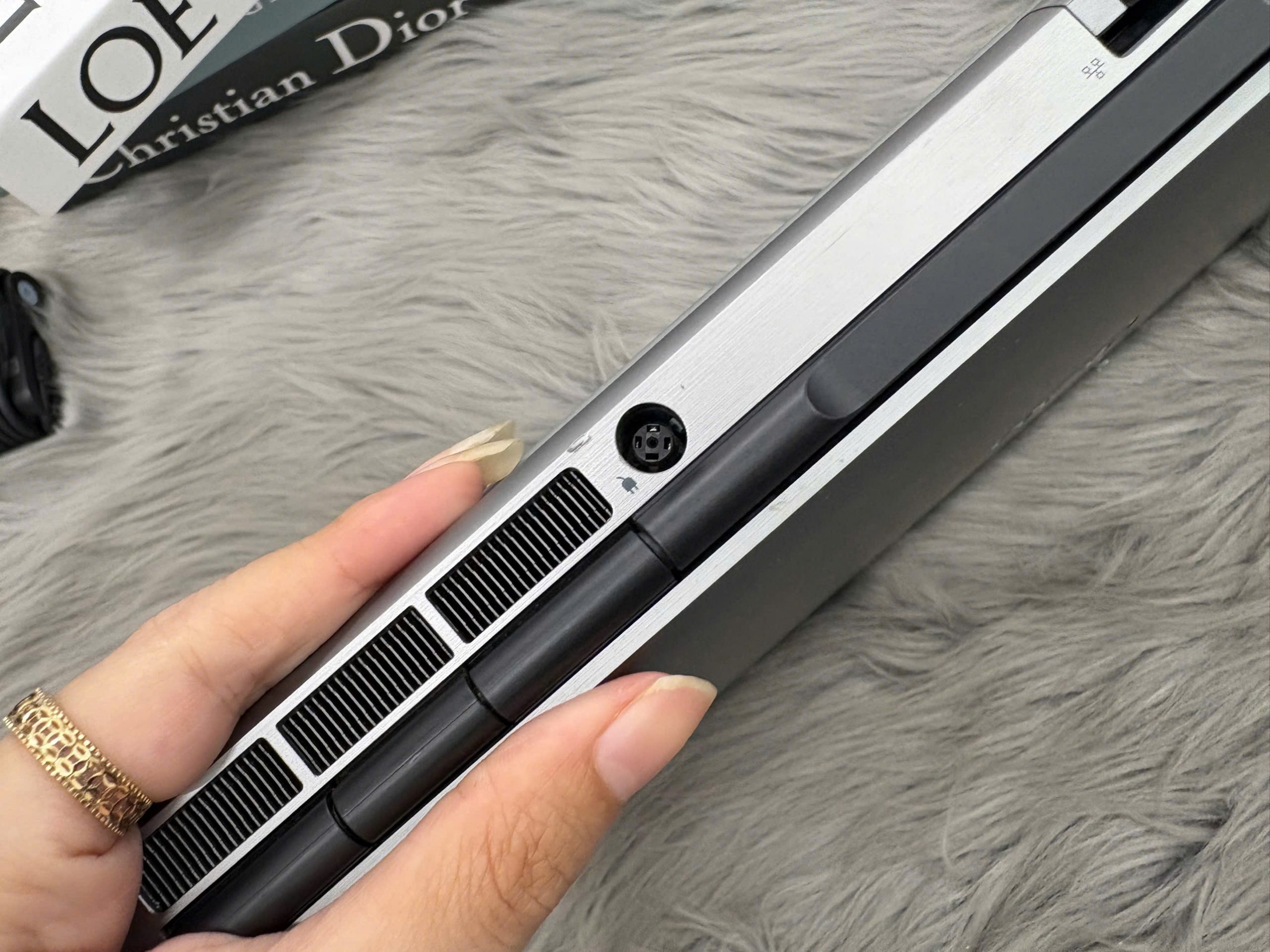 Dell Precision 7550 - Ảnh 12