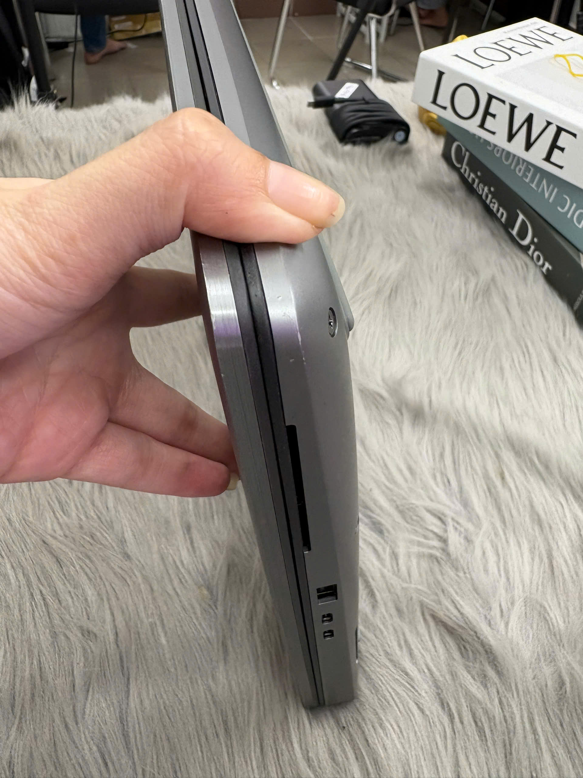 Dell Precision 7750 - Ảnh 3