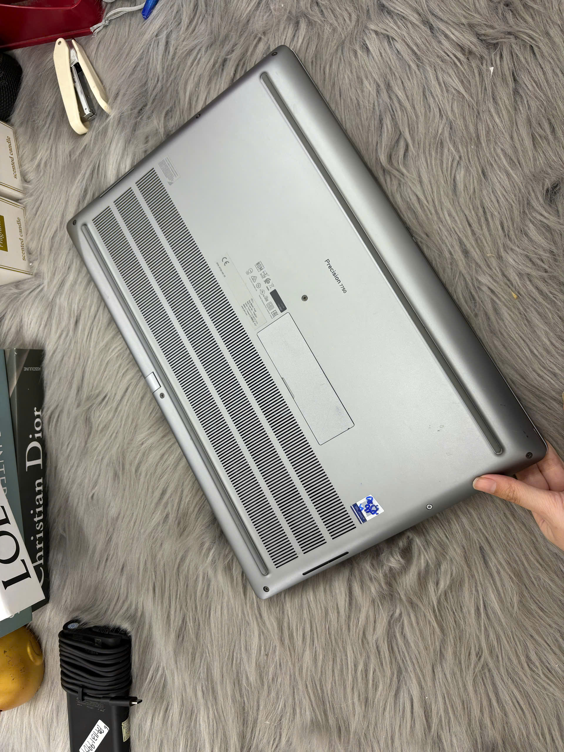 Dell Precision 7750 - Ảnh 5