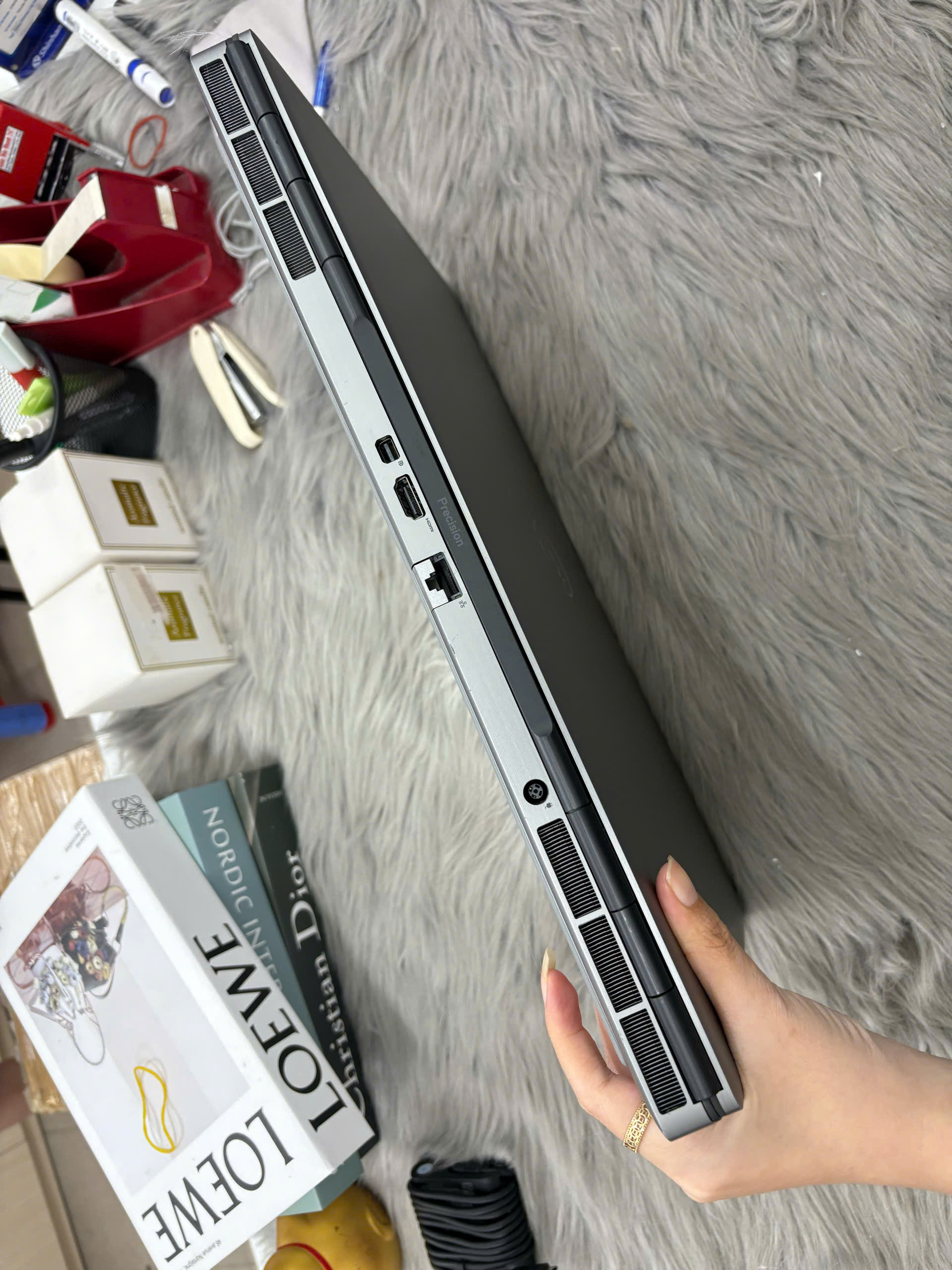 Dell Precision 7750 - Ảnh 7