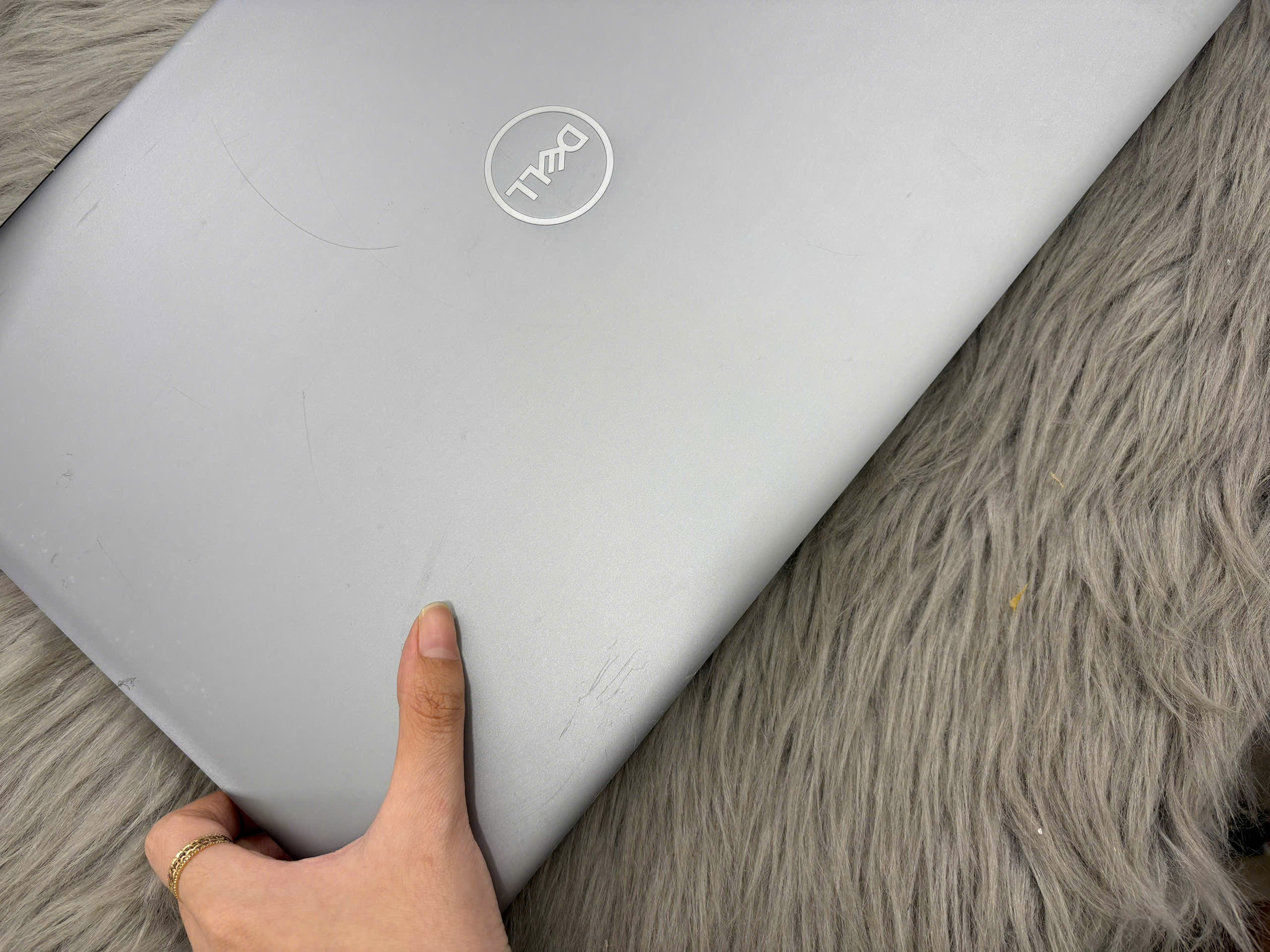 Dell Precision 7750 - Ảnh 9
