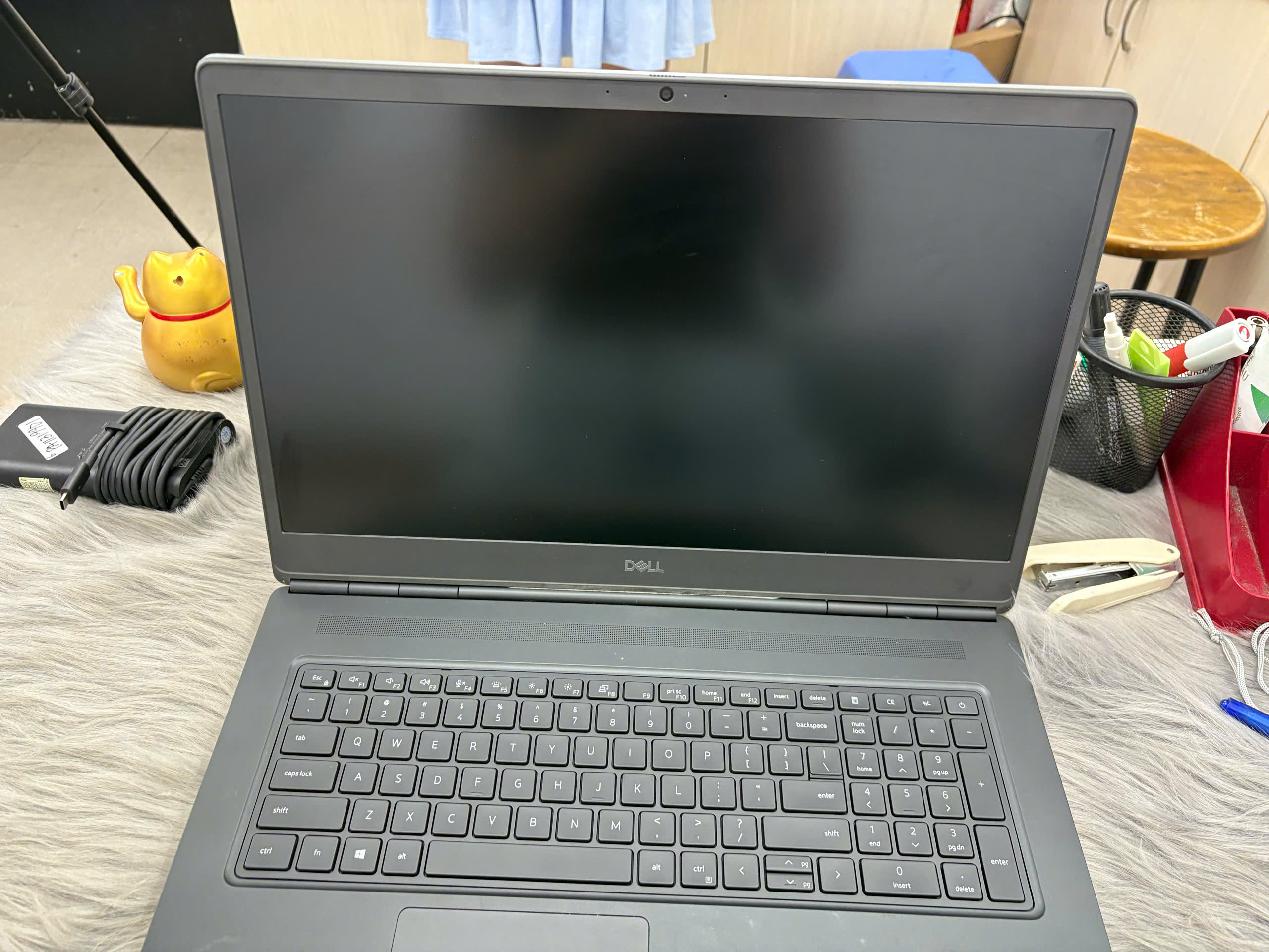 Dell Precision 7750 - Ảnh 10