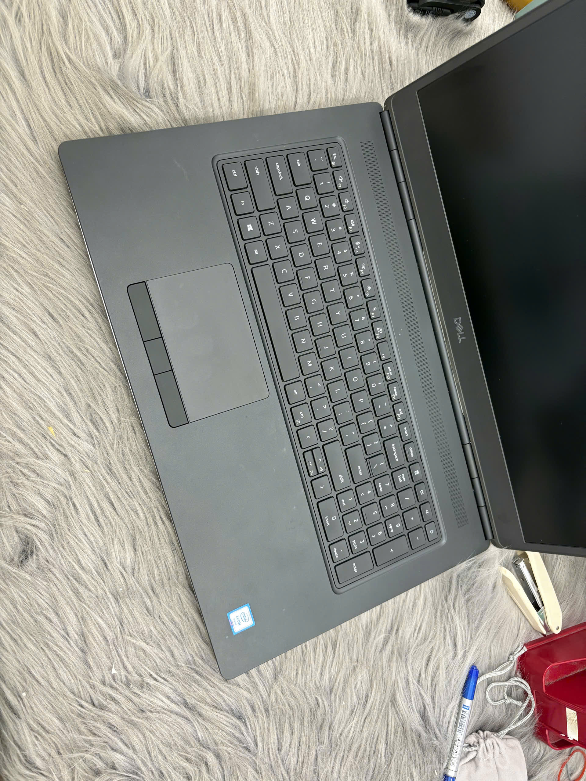 Dell Precision 7750 - Ảnh 11