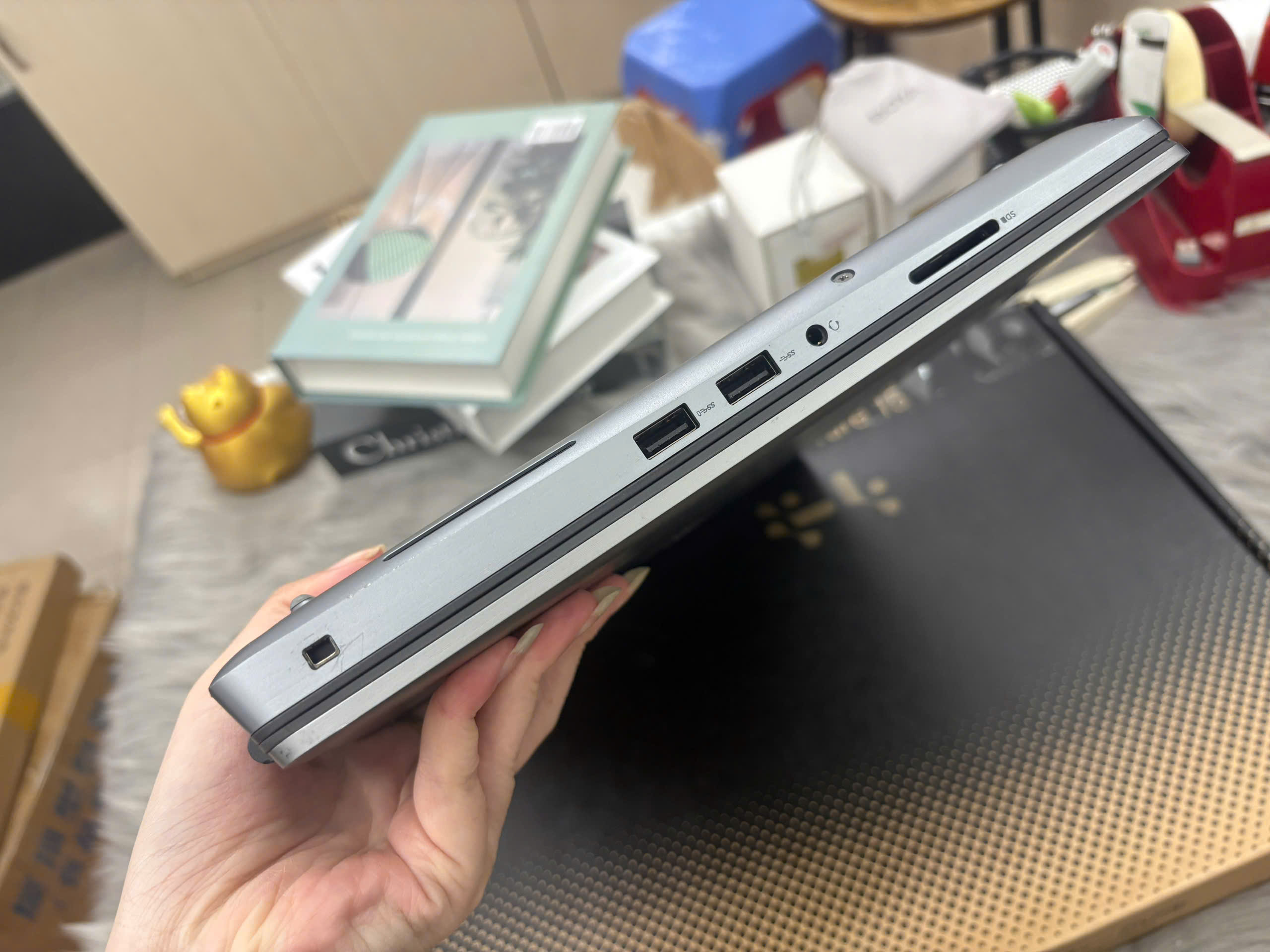 Dell Precision 7560 - Ảnh 7