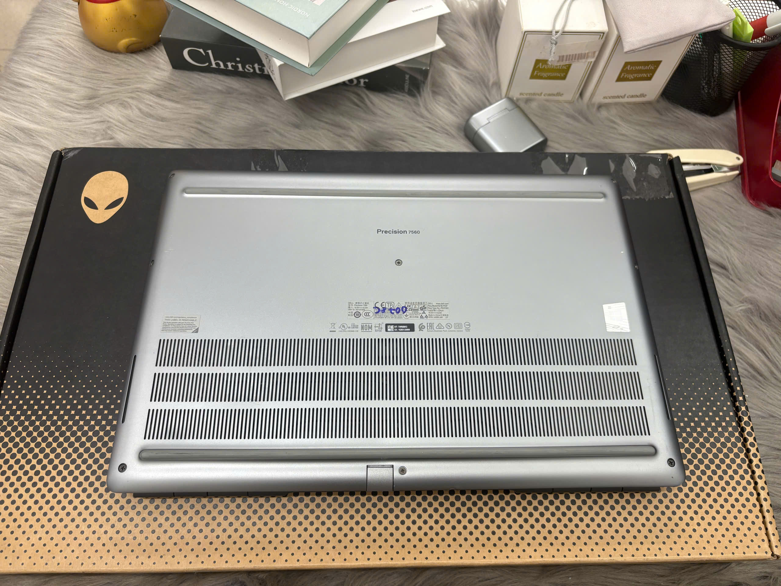 Dell Precision 7560 - Ảnh 9