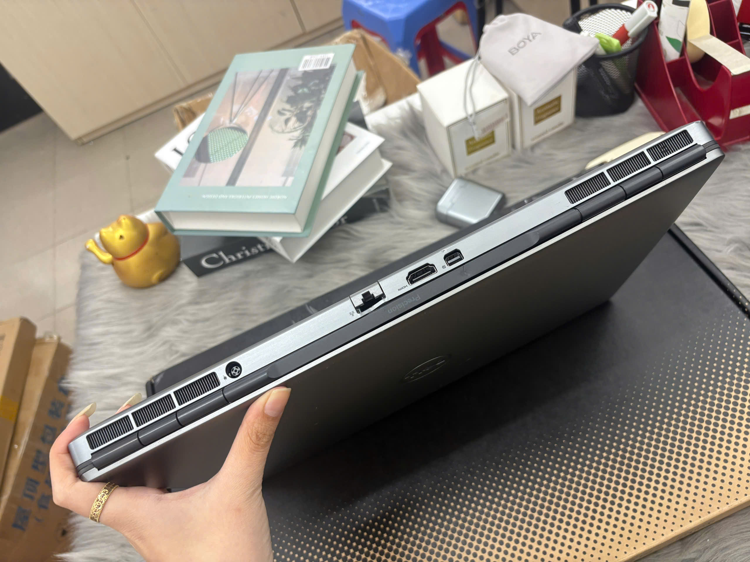 Dell Precision 7560 - Ảnh 10