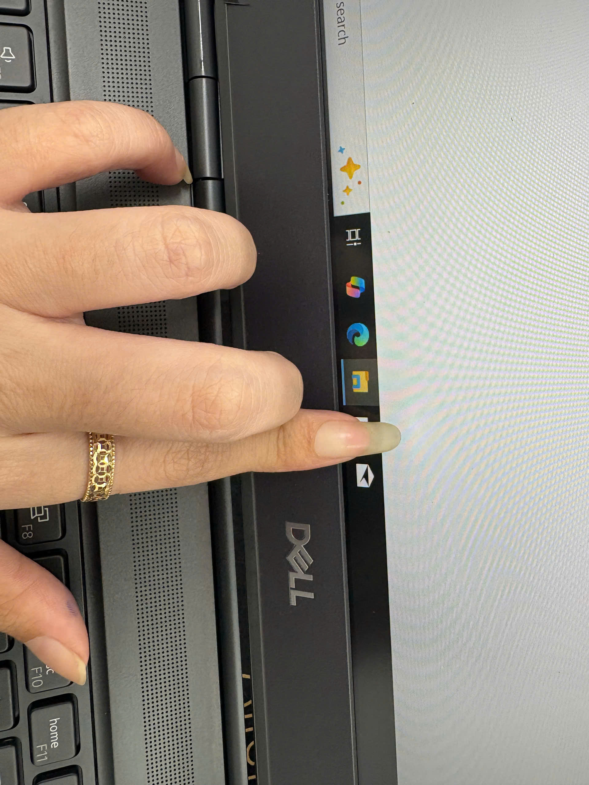 Dell Precision 7560 - Ảnh 14