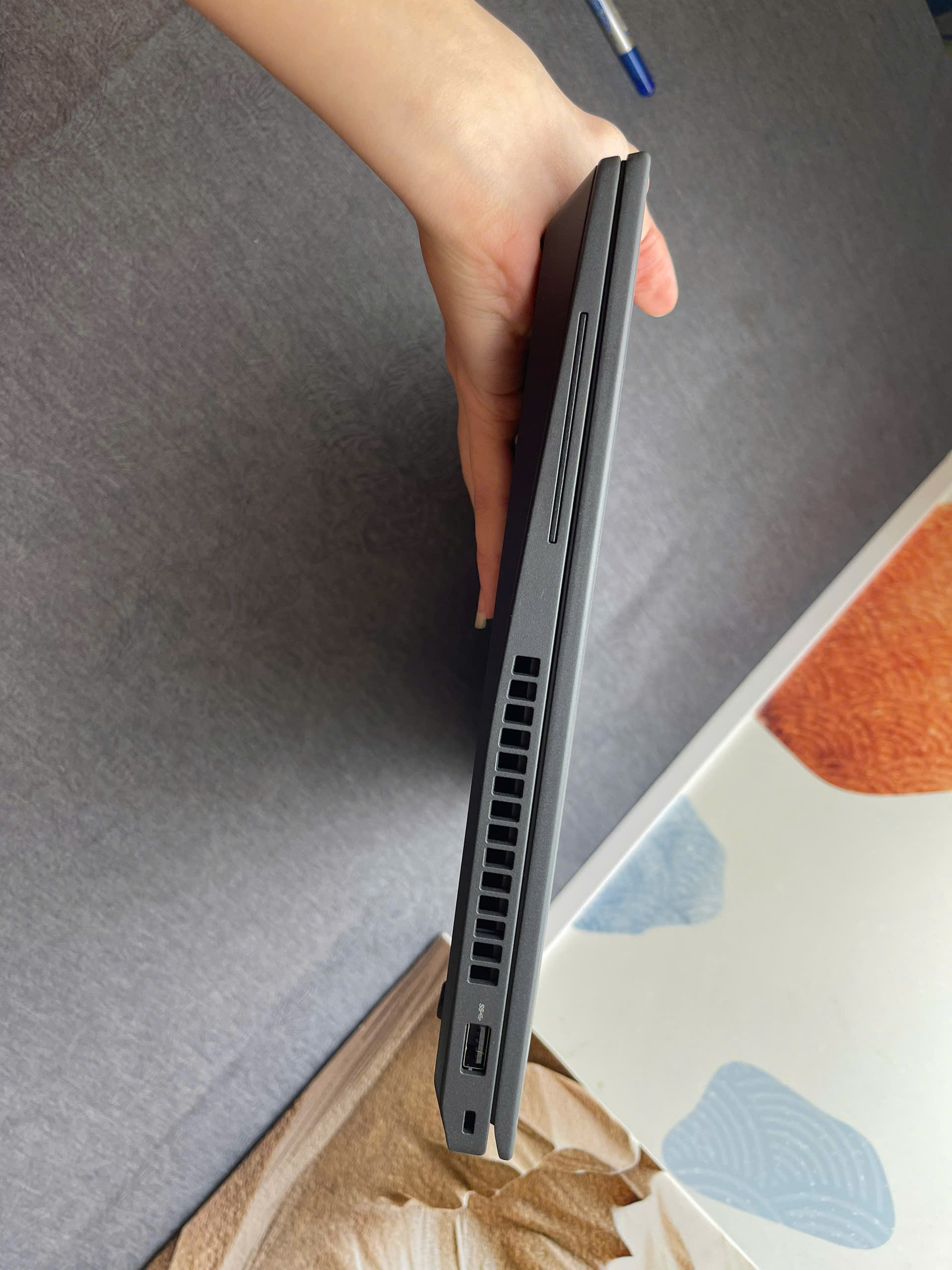 Thinkpad P16s G1 - Ảnh 3