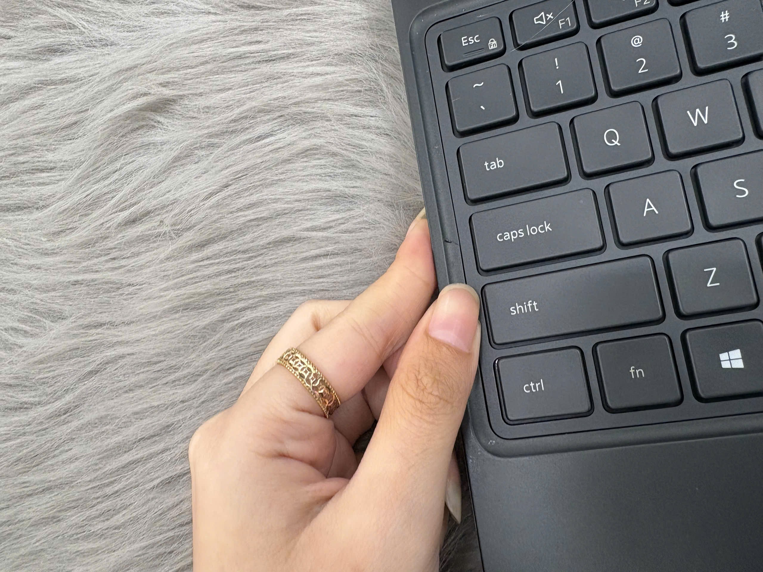 Dell Precision 7560 - Ảnh 11