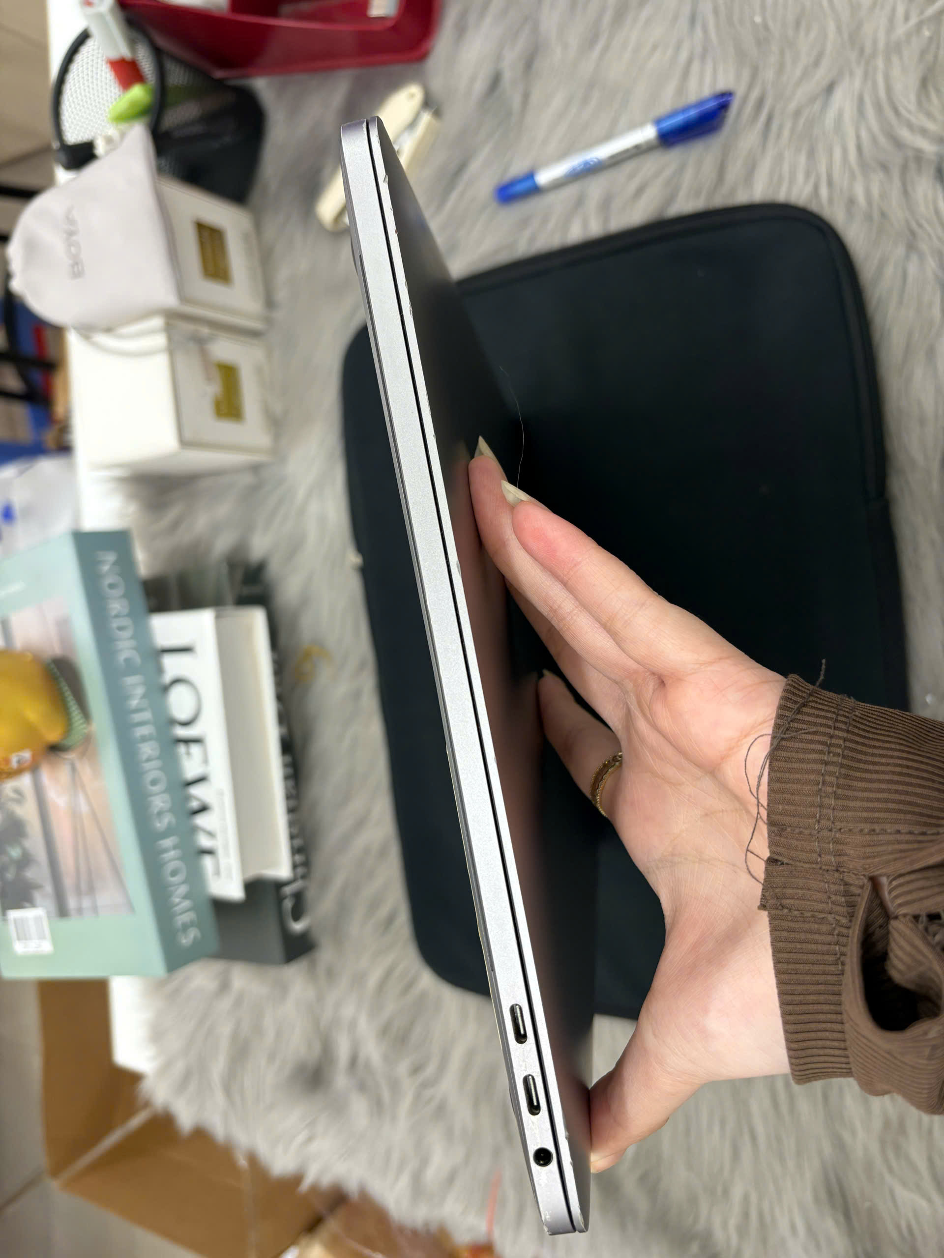 MacBook Pro 15 inch 2019 - Ảnh 3
