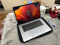 MacBook Pro 15 inch 2019